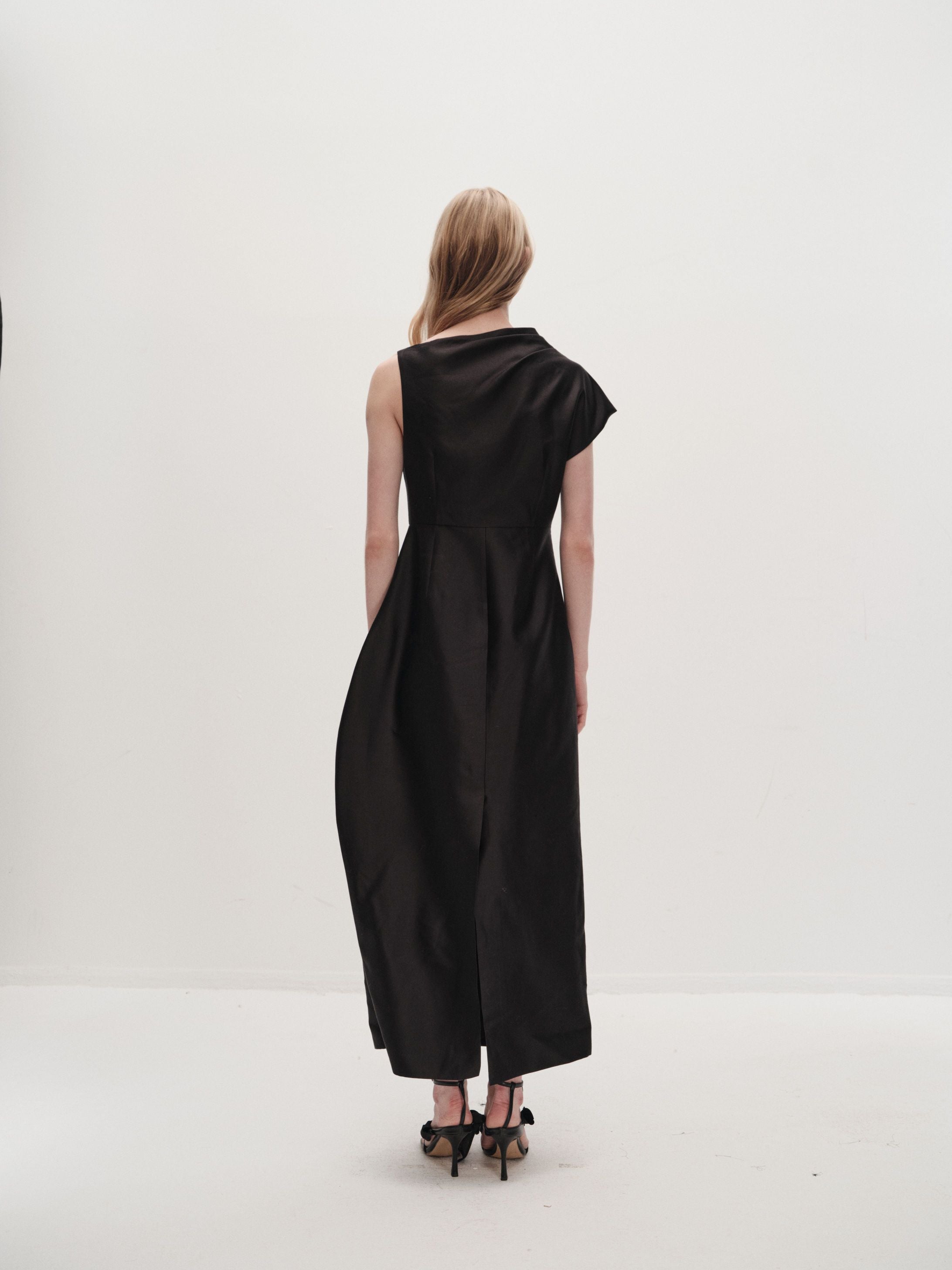 VIKTORIA CHAN GALA BLACK WOOL SILK DRESS 225