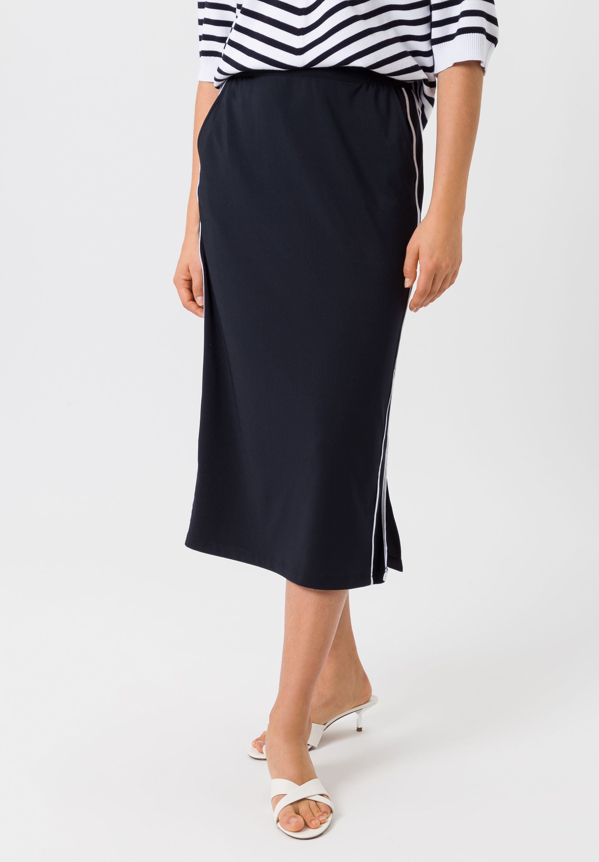 TUZZI NAVY SKIRT 414202 125
