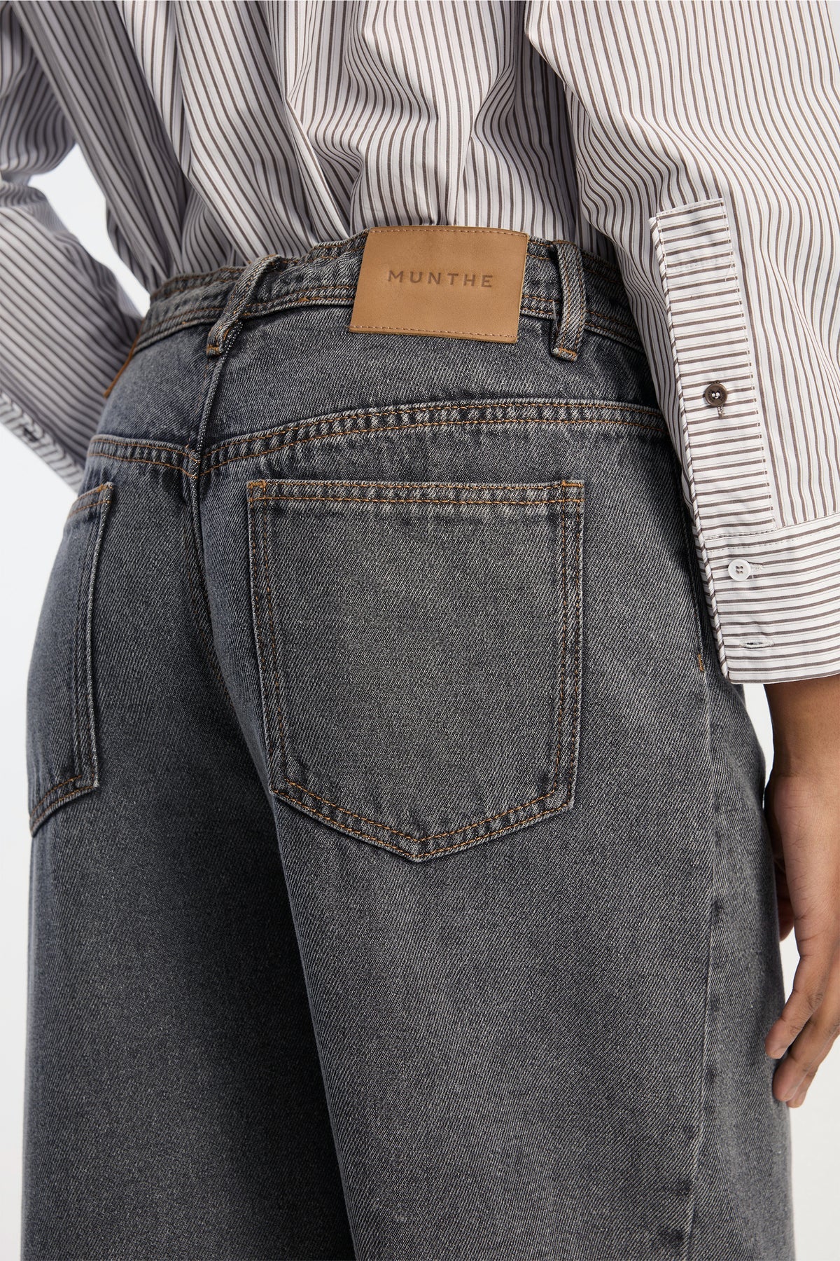 MUNTHE OBEY GREY PANTS 126