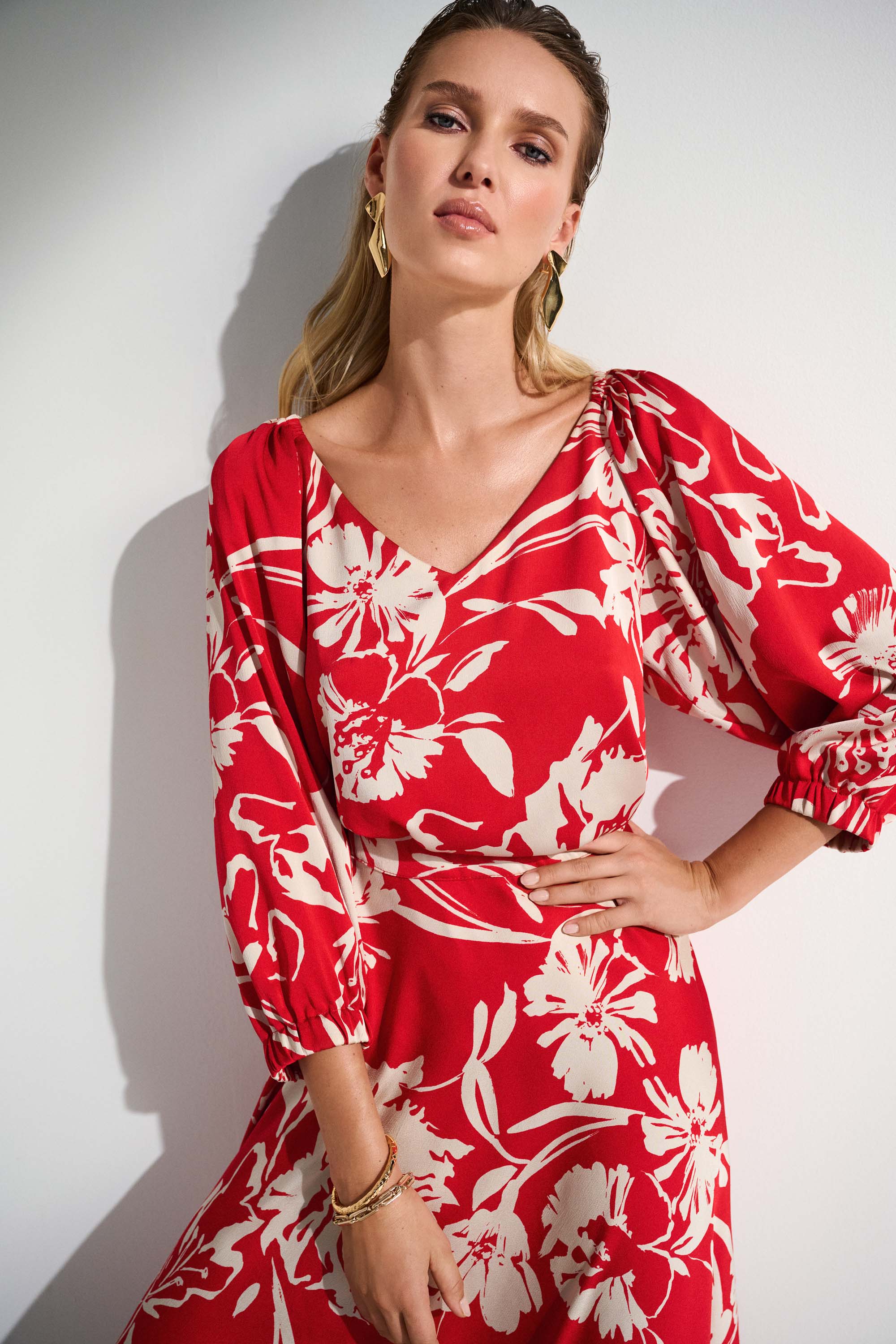 JOSEPH RIBKOFF RED PRINT TOP 252119 125