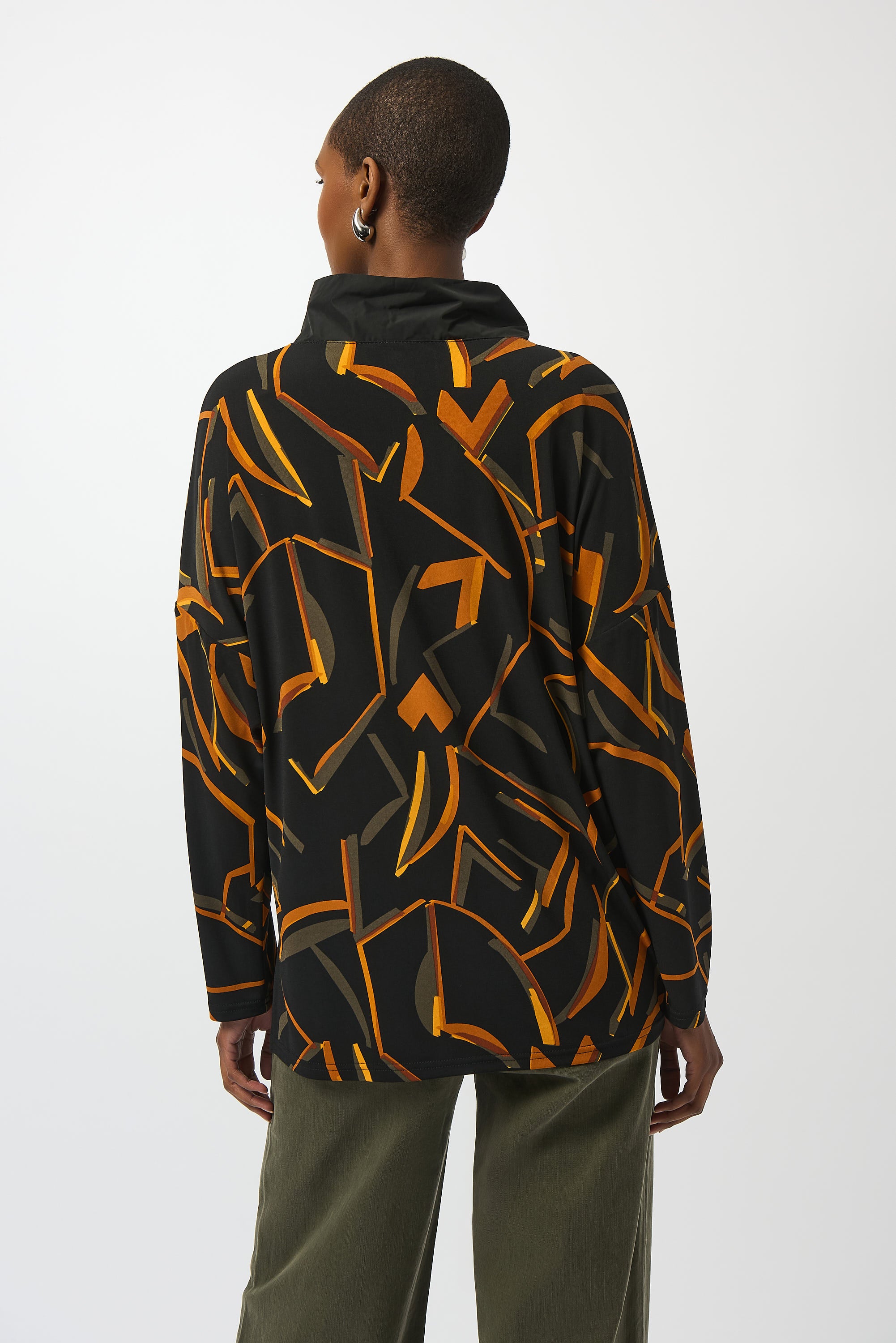 JOSEPH RIBKOFF BLACK PRINT TOP 253231 225