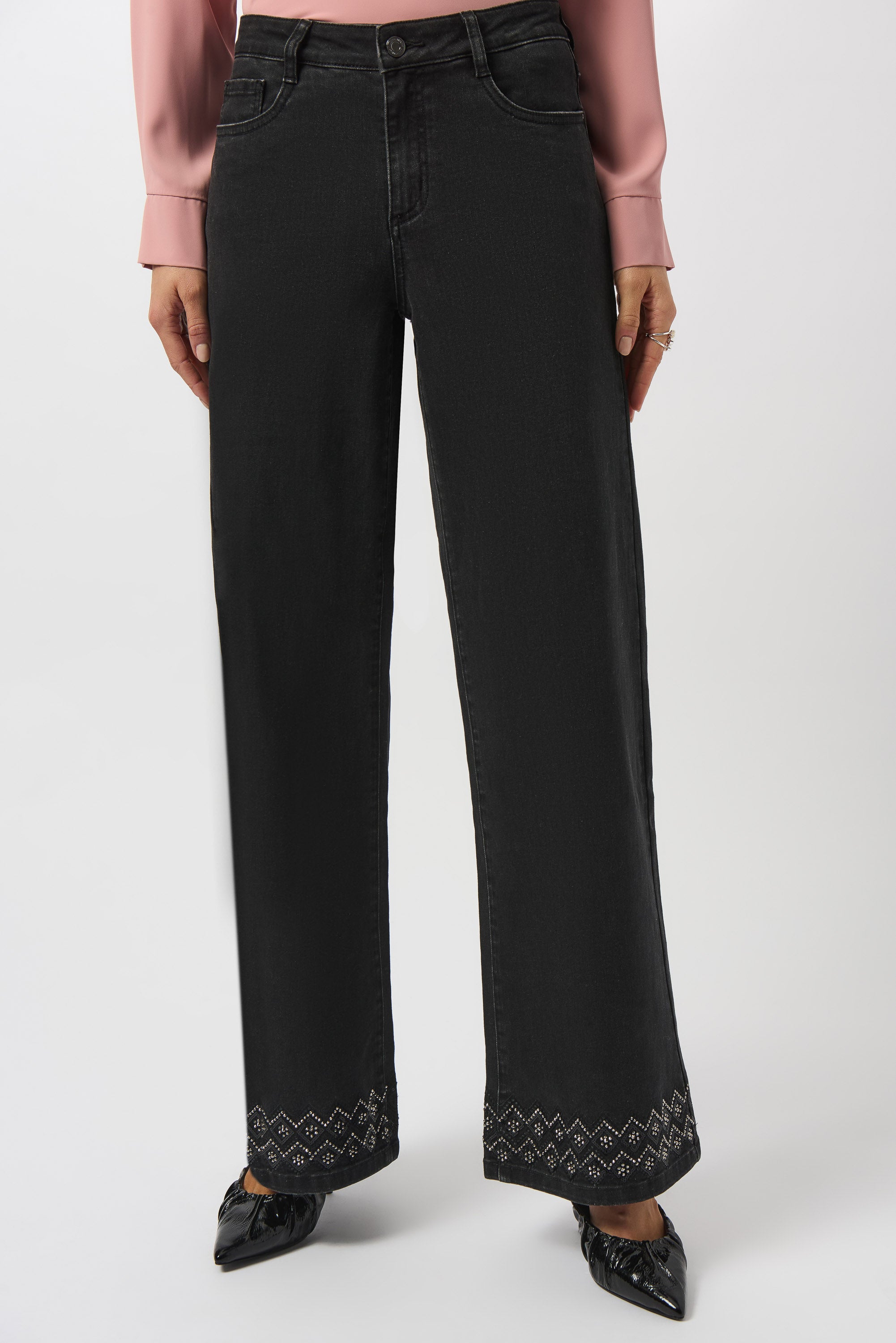 JOSEPH RIBKOFF BLACK EMBELLISHED JEANS 253988-2606-225