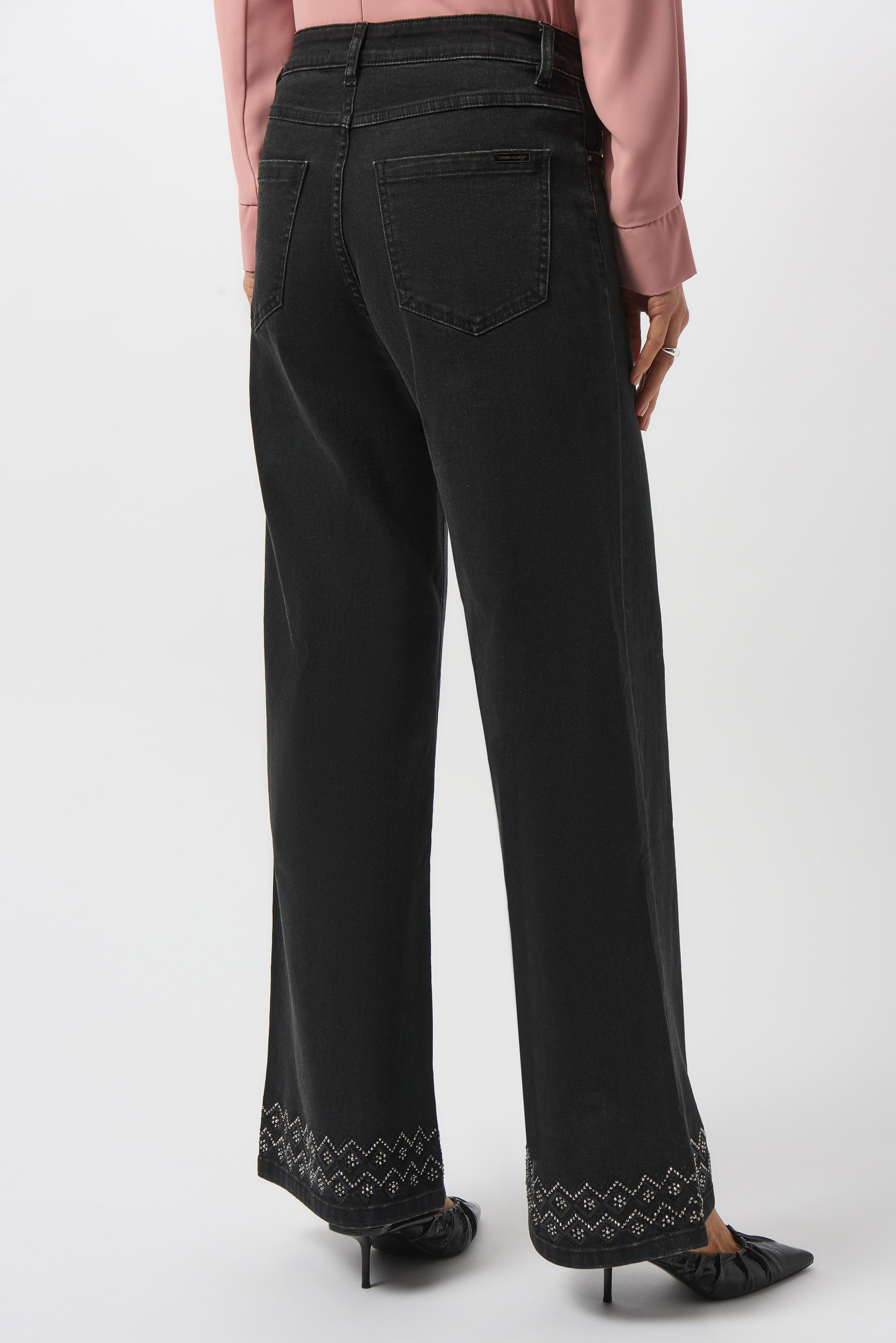JOSEPH RIBKOFF BLACK EMBELLISHED JEANS 253988-2606-225