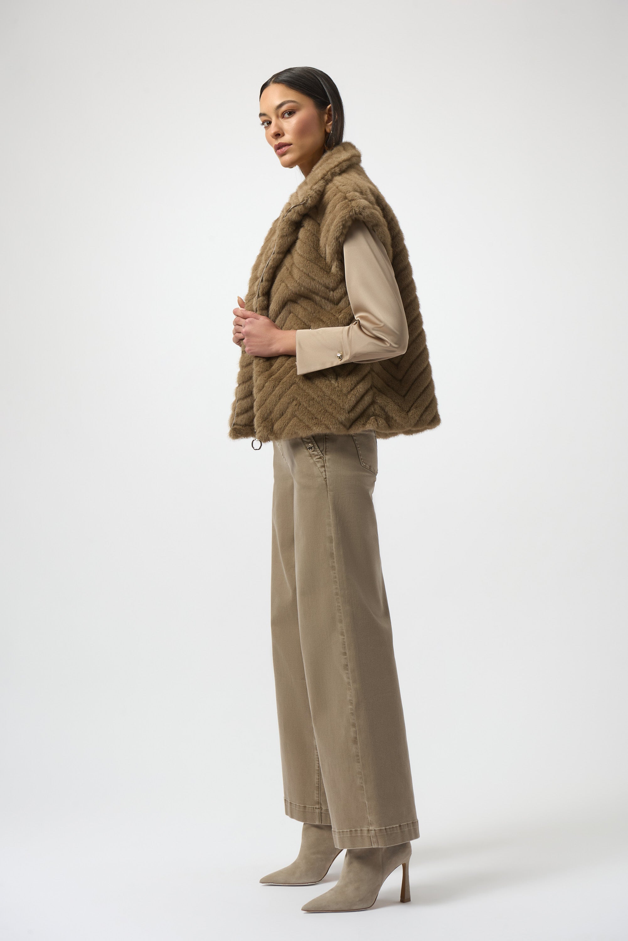 JOSEPH RIBKOFF BEIGE FAUX FUR GILET 254906-4463-225