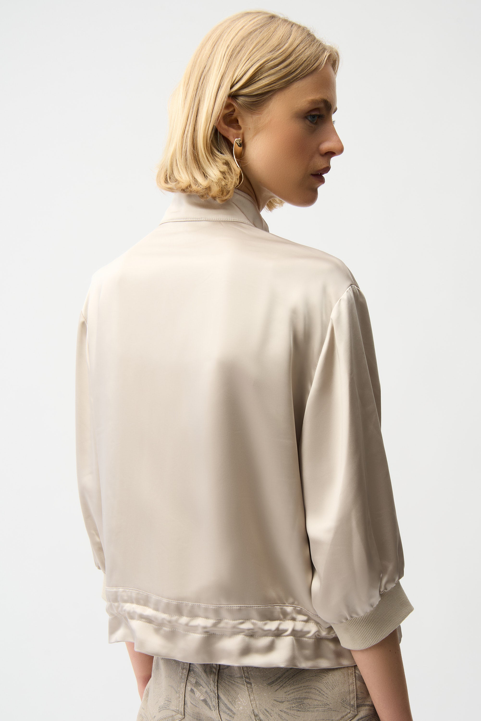 JOSEPH RIBKOFF BEIGE SATIN JACKET 261913 126
