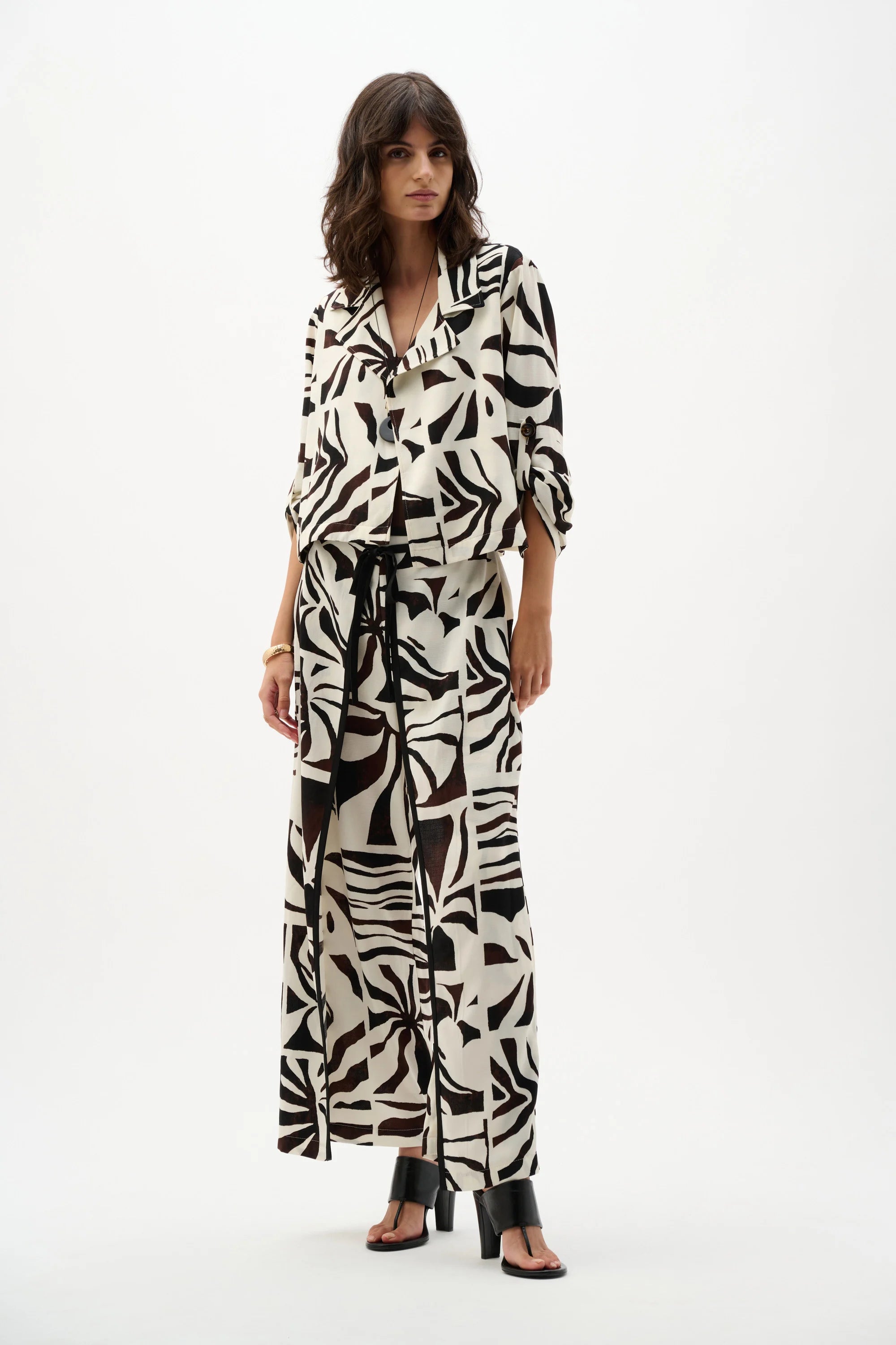 JOSEPH RIBKOFF PRINTED BLAZER 262193-1109 126