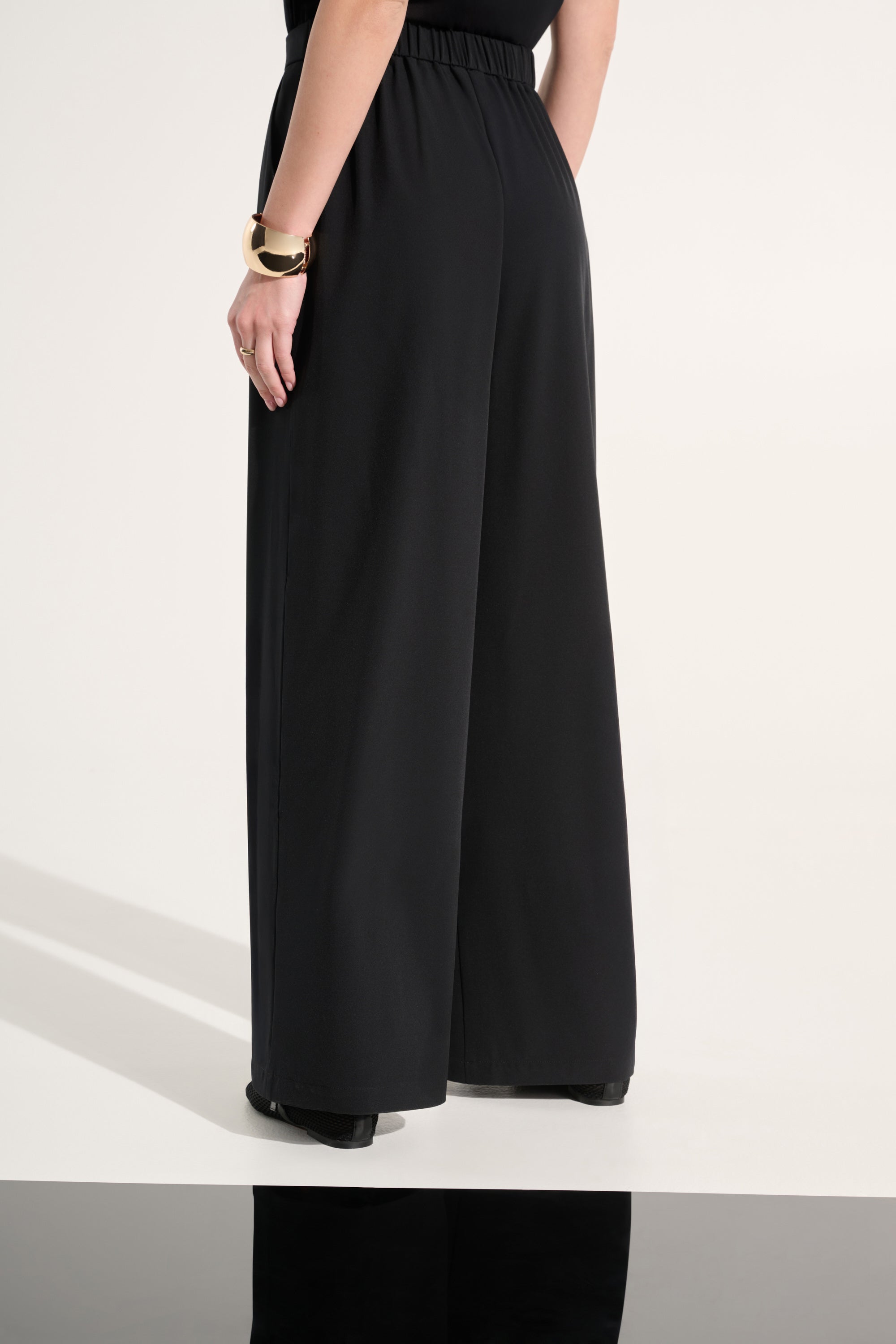 JOSEPH RIBKOFF BLACK TROUSERS 262622-11 126