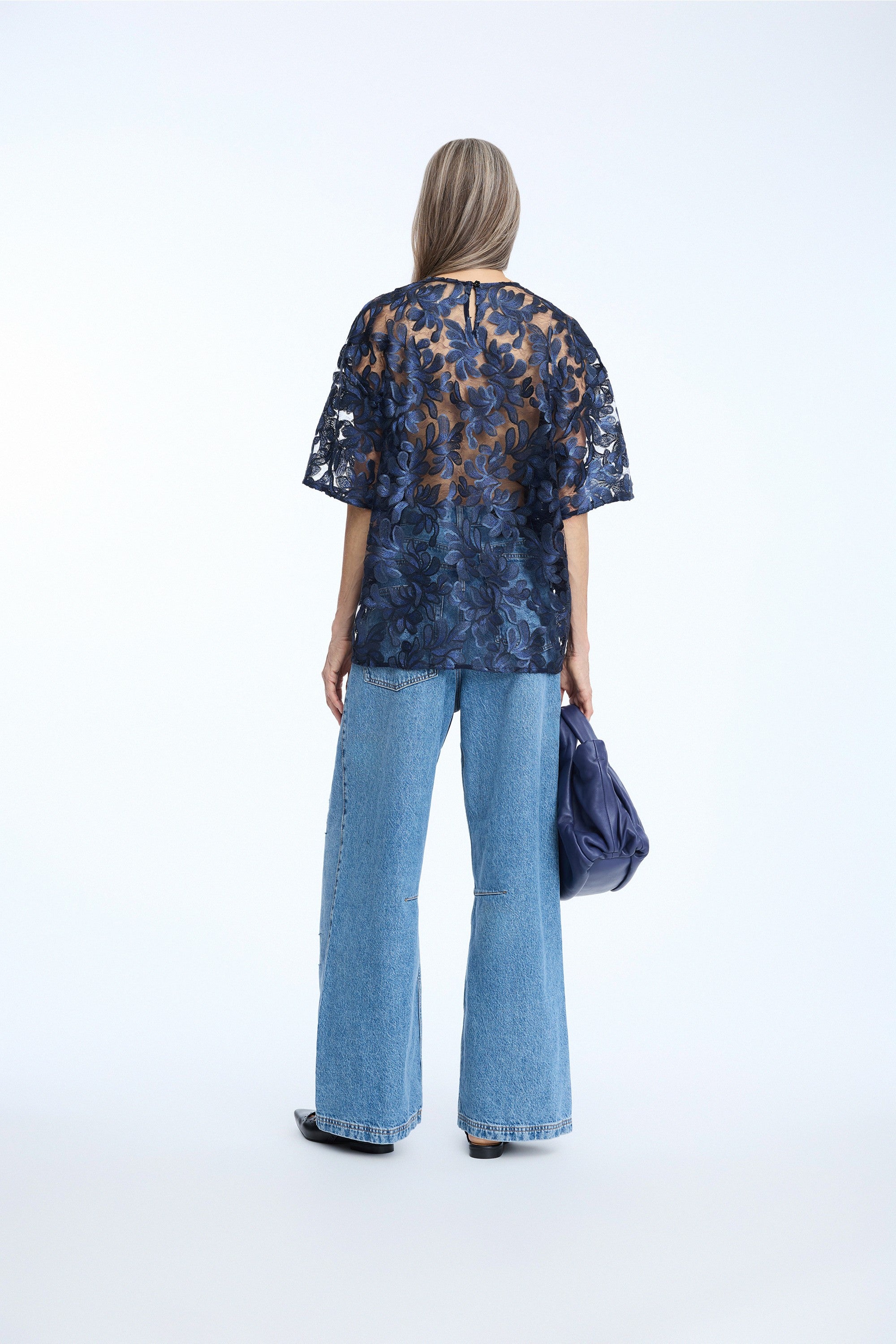 MUNTHE NAVY LACE OVERSIZED TOP NATALYA 226
