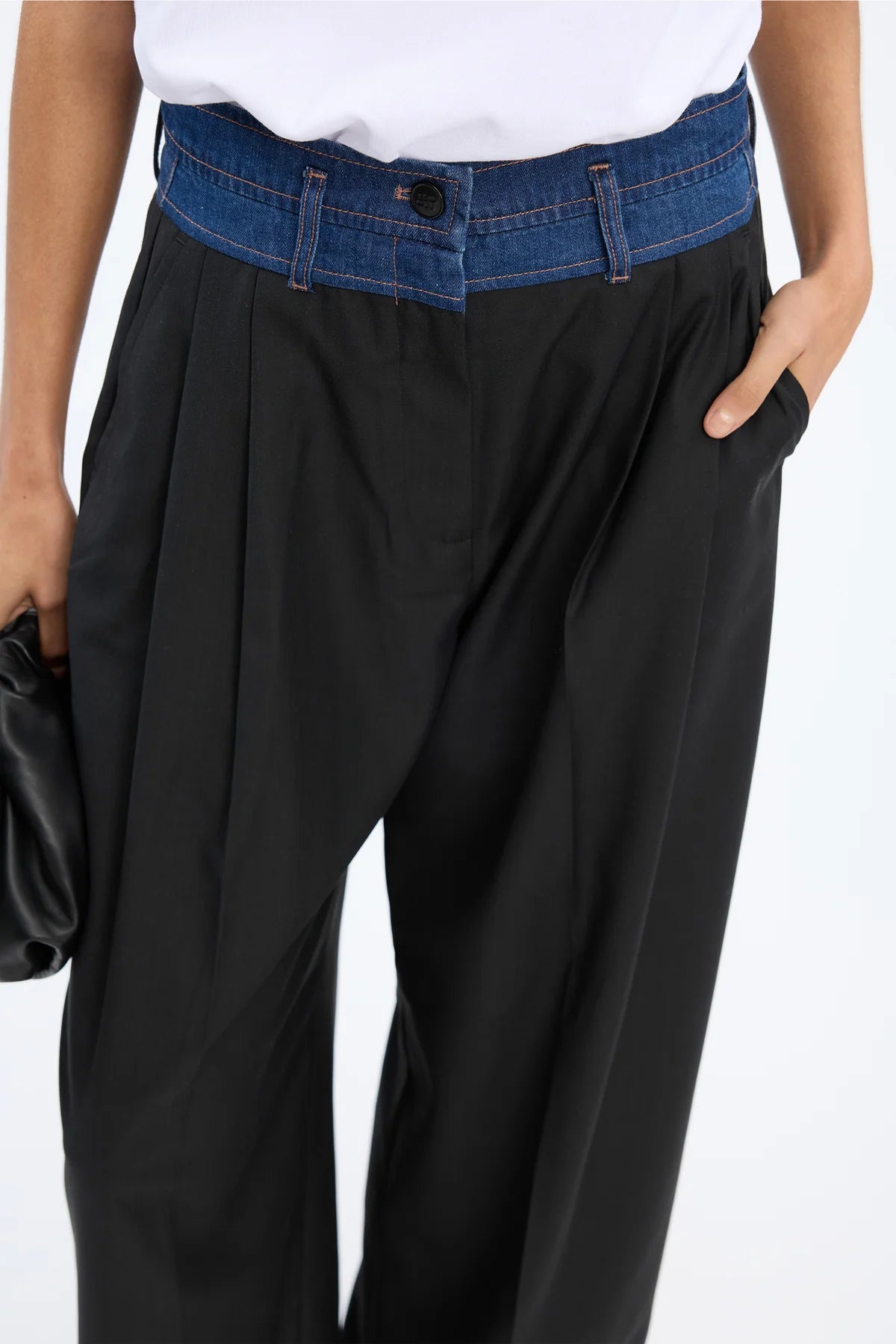 MUNTHE BLACK TROUSERS NORMAY 226