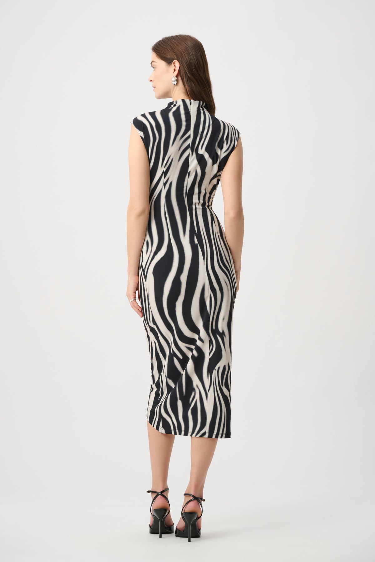JOSEPH RIBKOFF BLACK WHITE FUNNEL NECK DRESS 264051 511 226