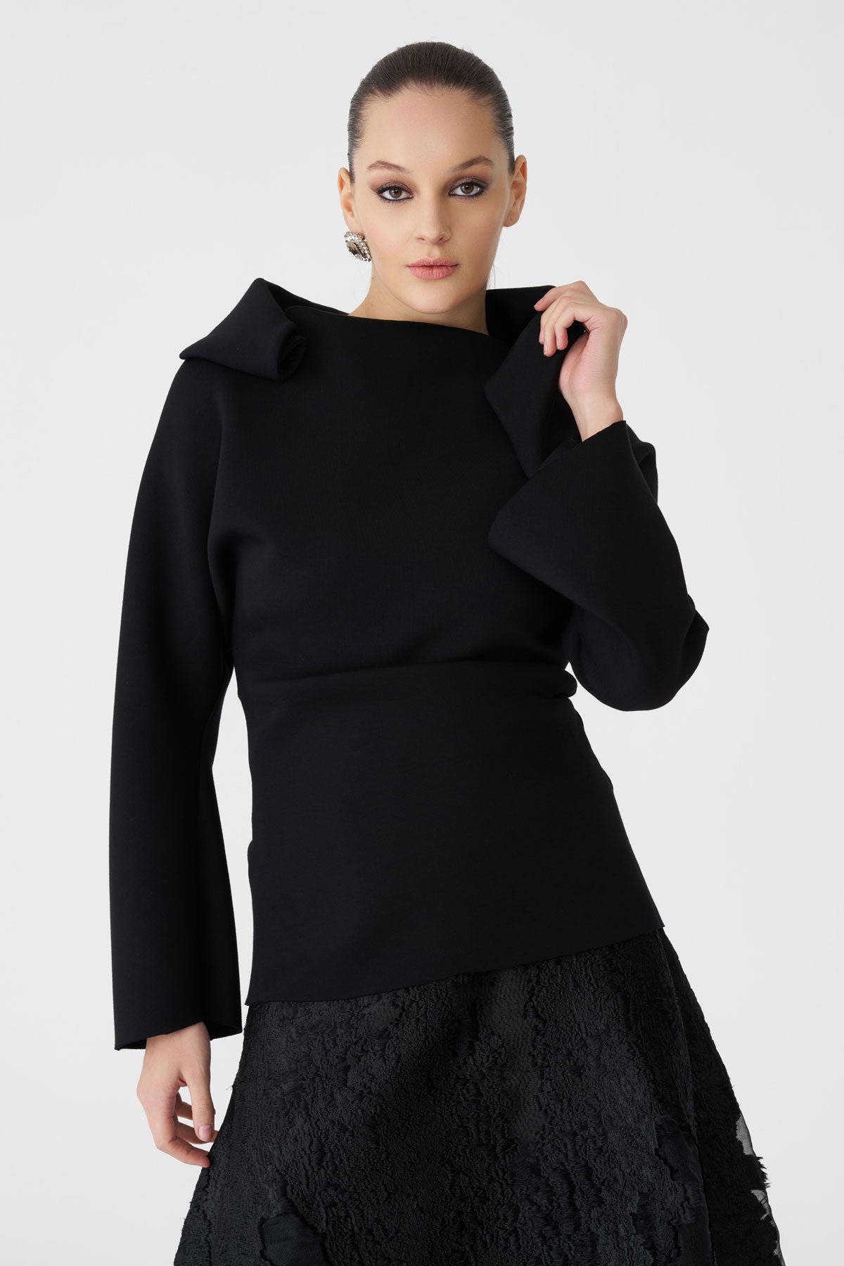 BIZE BLACK COLLAR TOP BC4070 226
