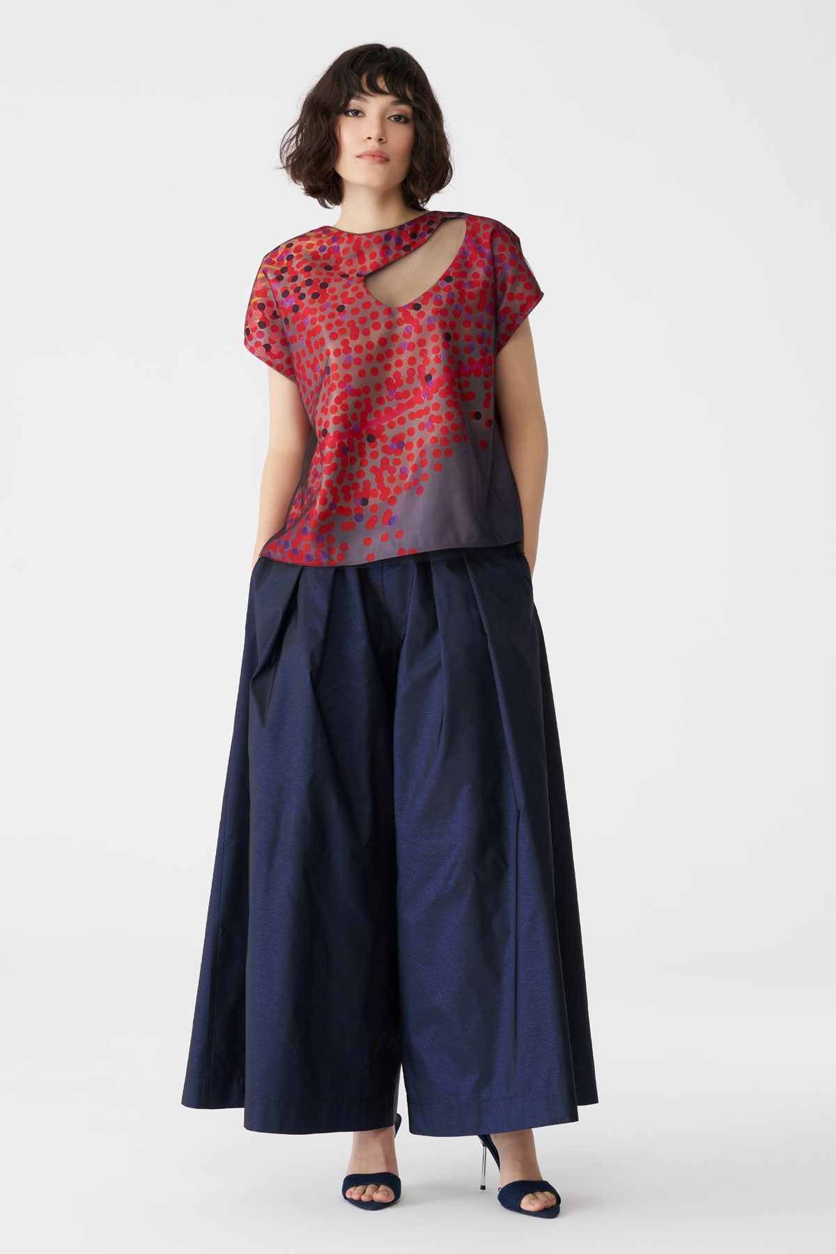 BIZE NAVY PLEATH FRONT TROUSERS BK8622 226