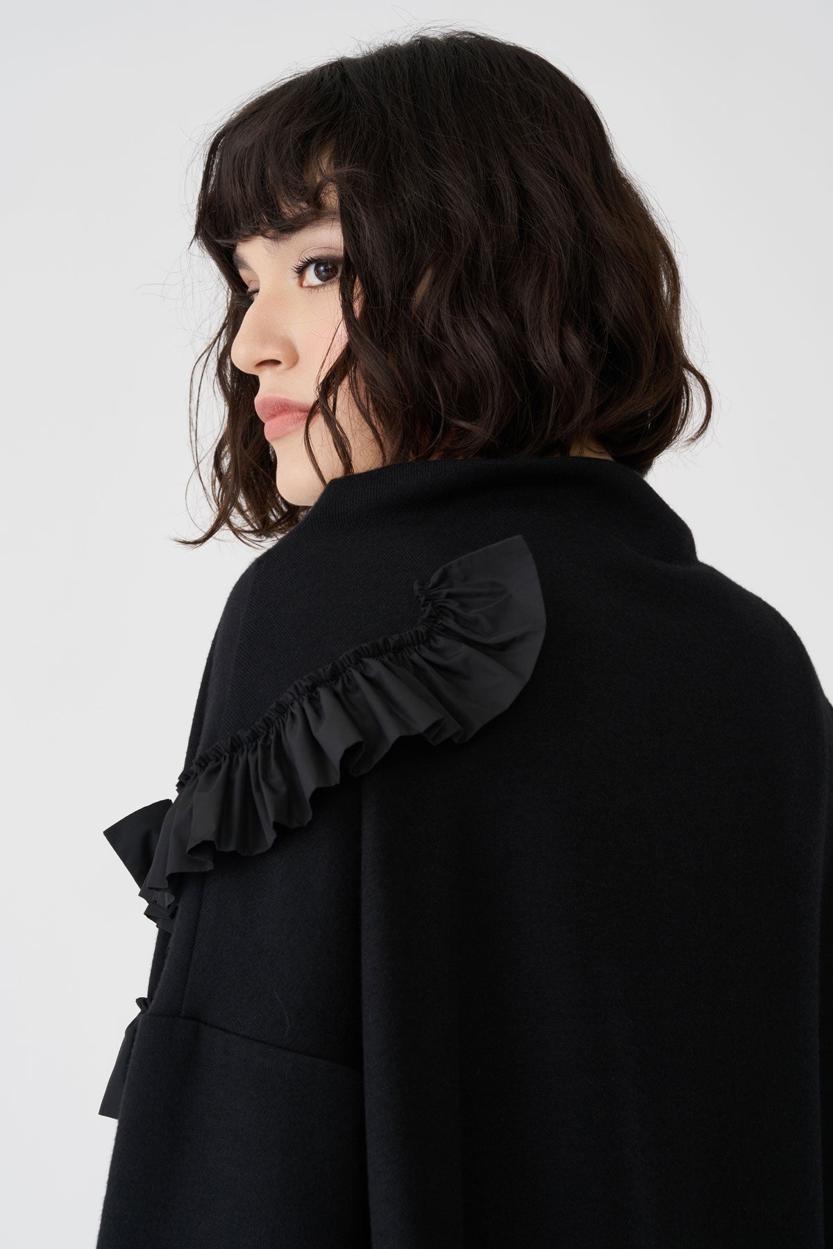 BIZE BLACK SWIRL NECK TOP BT0224 226