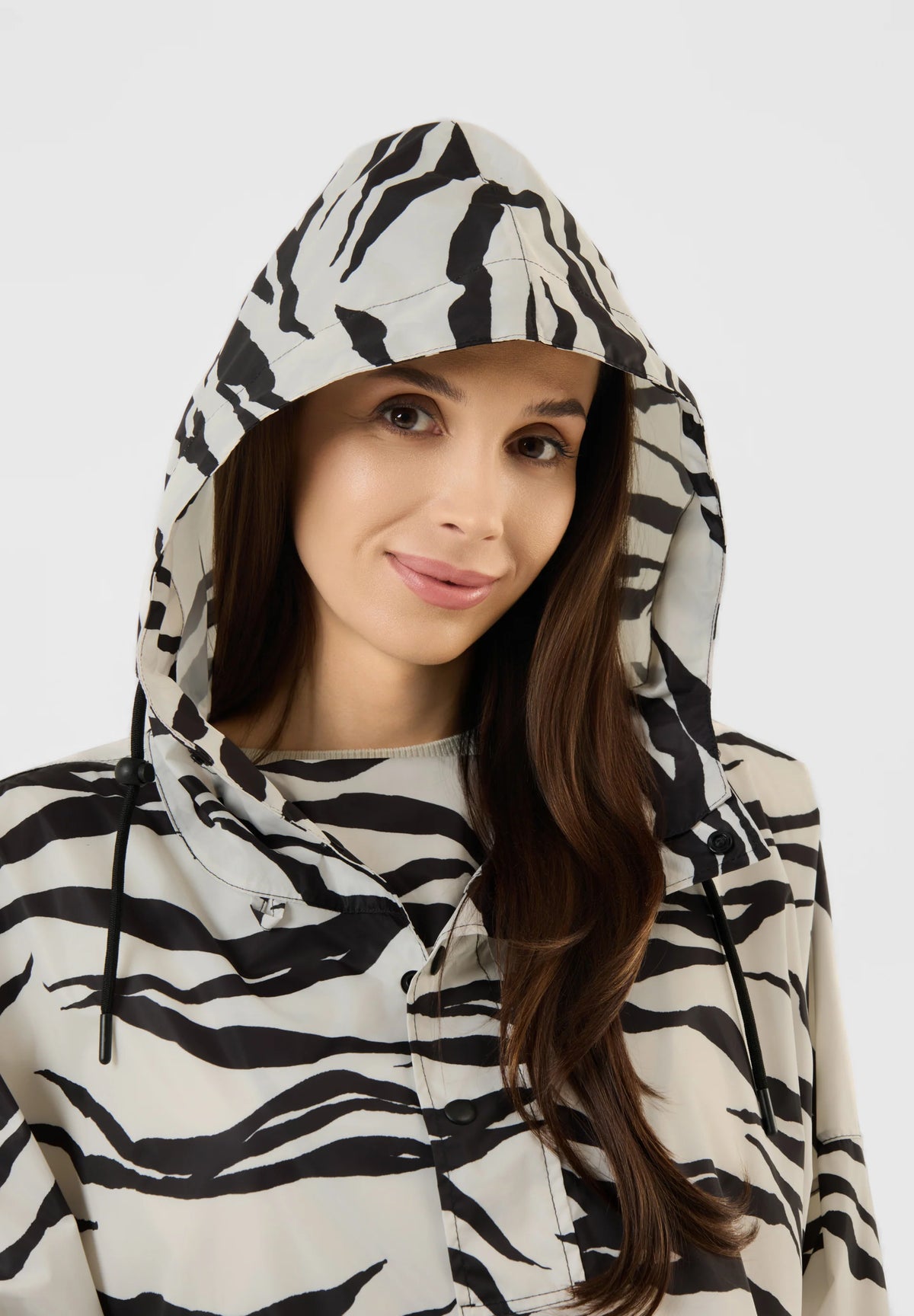 CODELLO WHITE RAINCOAT 62B0002 226