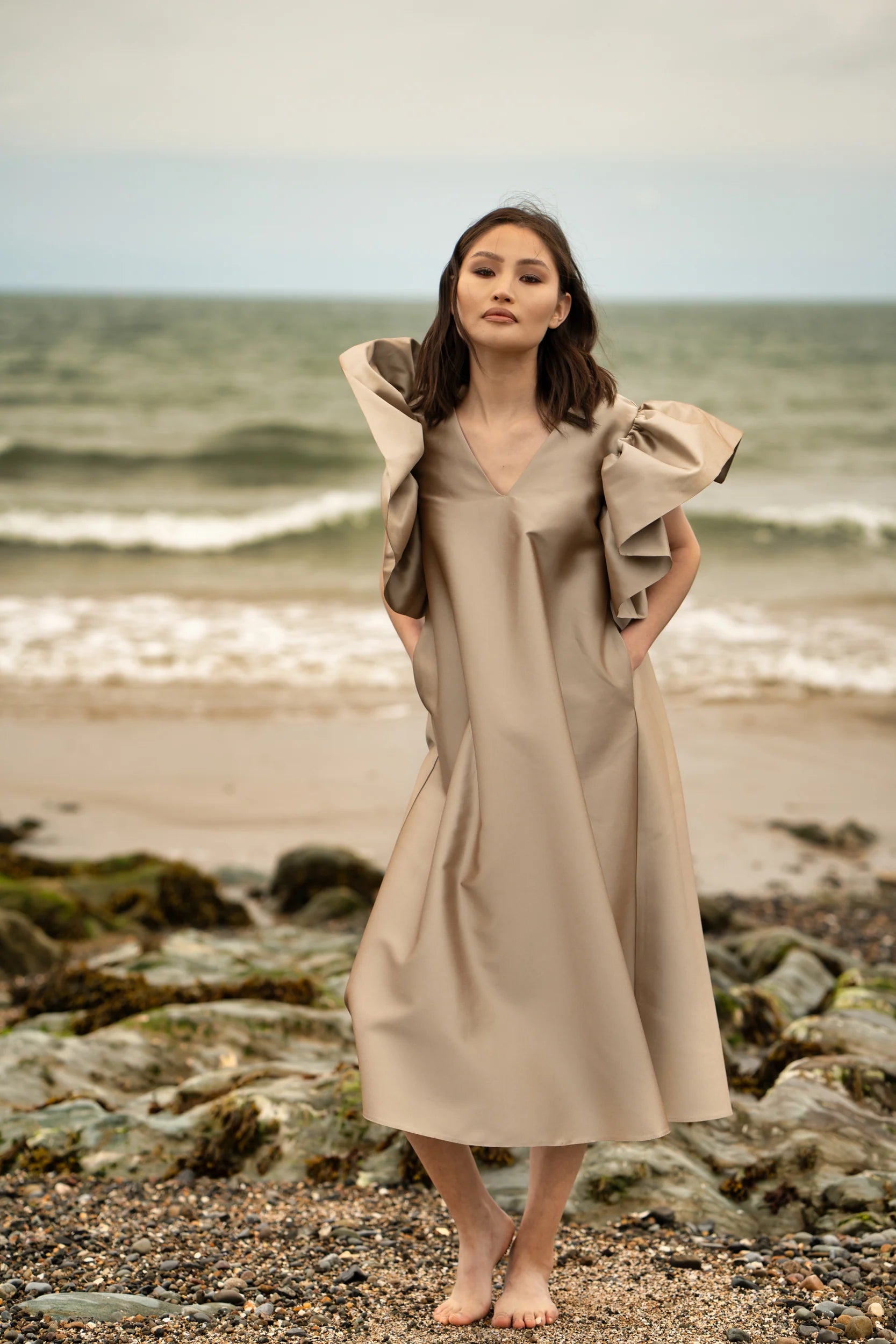 ROISIN LINNANE OAKLEY LIGHT GOLD DRESS 225