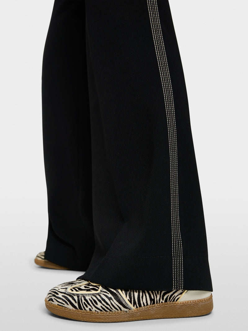 MARCCAIN BLACK WIDE LEG TROUSERS AS8102W05 126