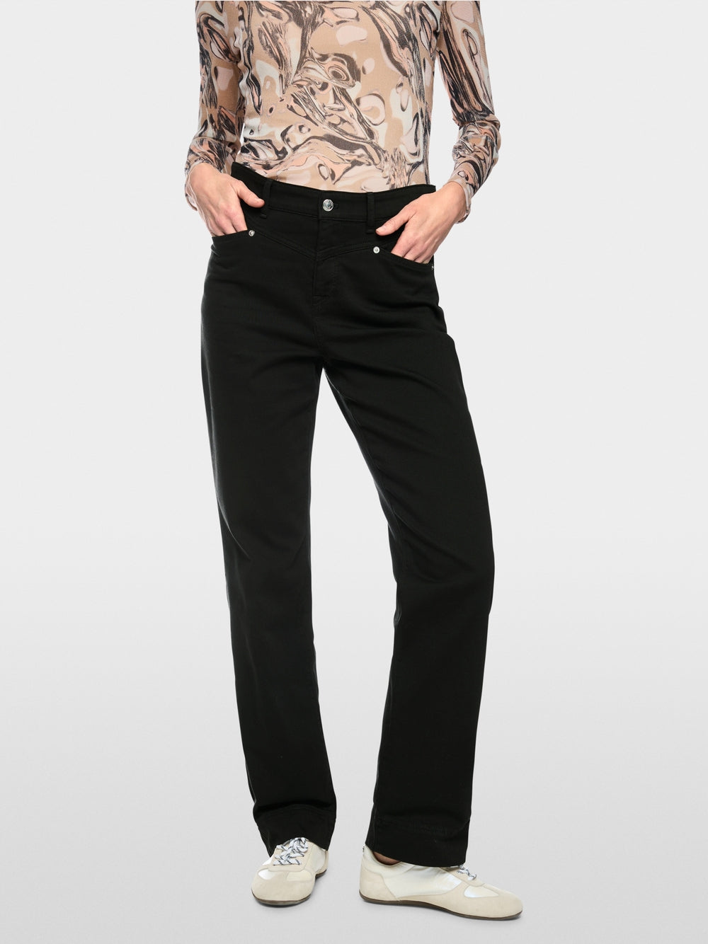 MARCCAIN BLACK JEANS BS8213D01 900 226