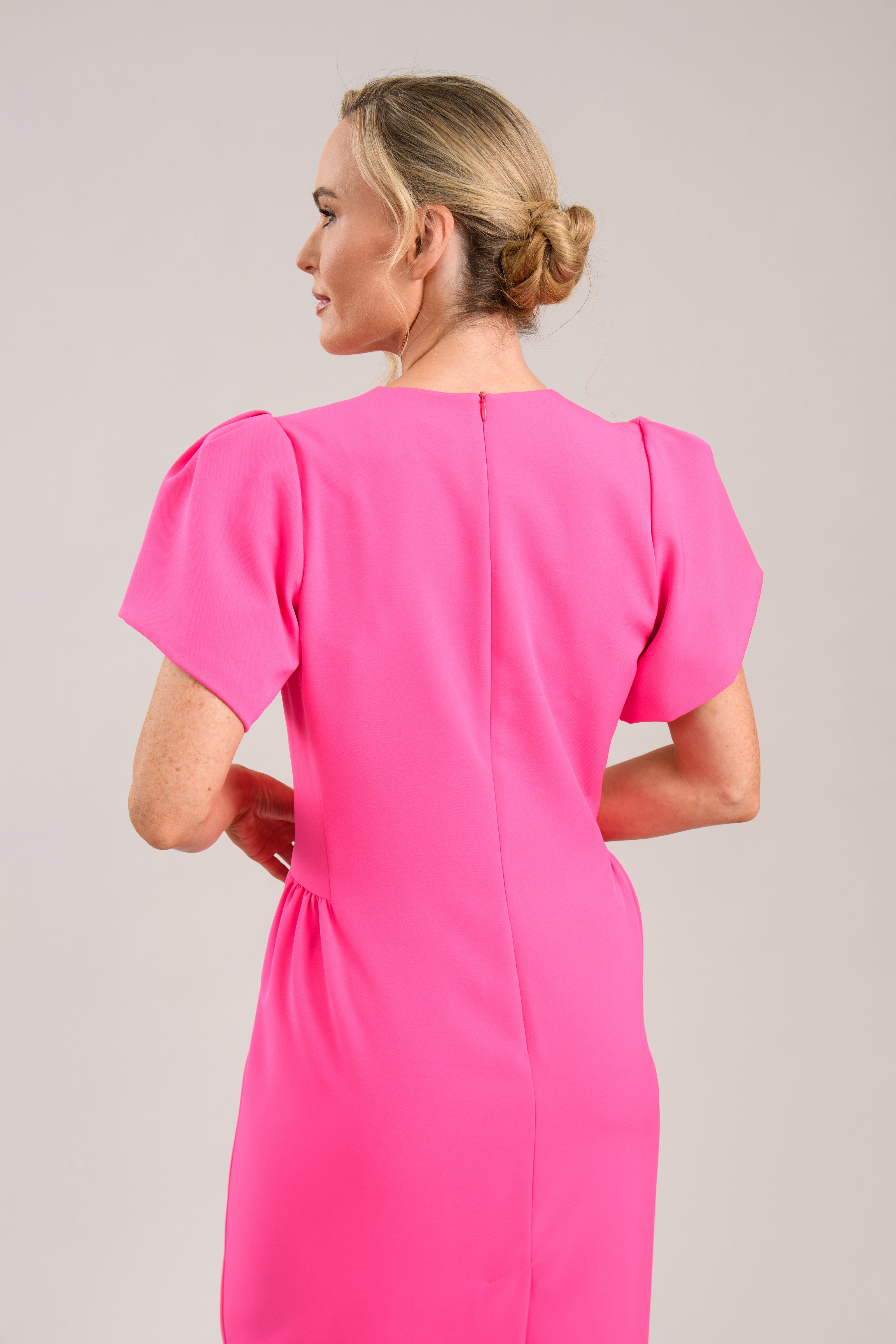 CAROLINE KILKENNY PINK VNECK DRESS CLOUD 126