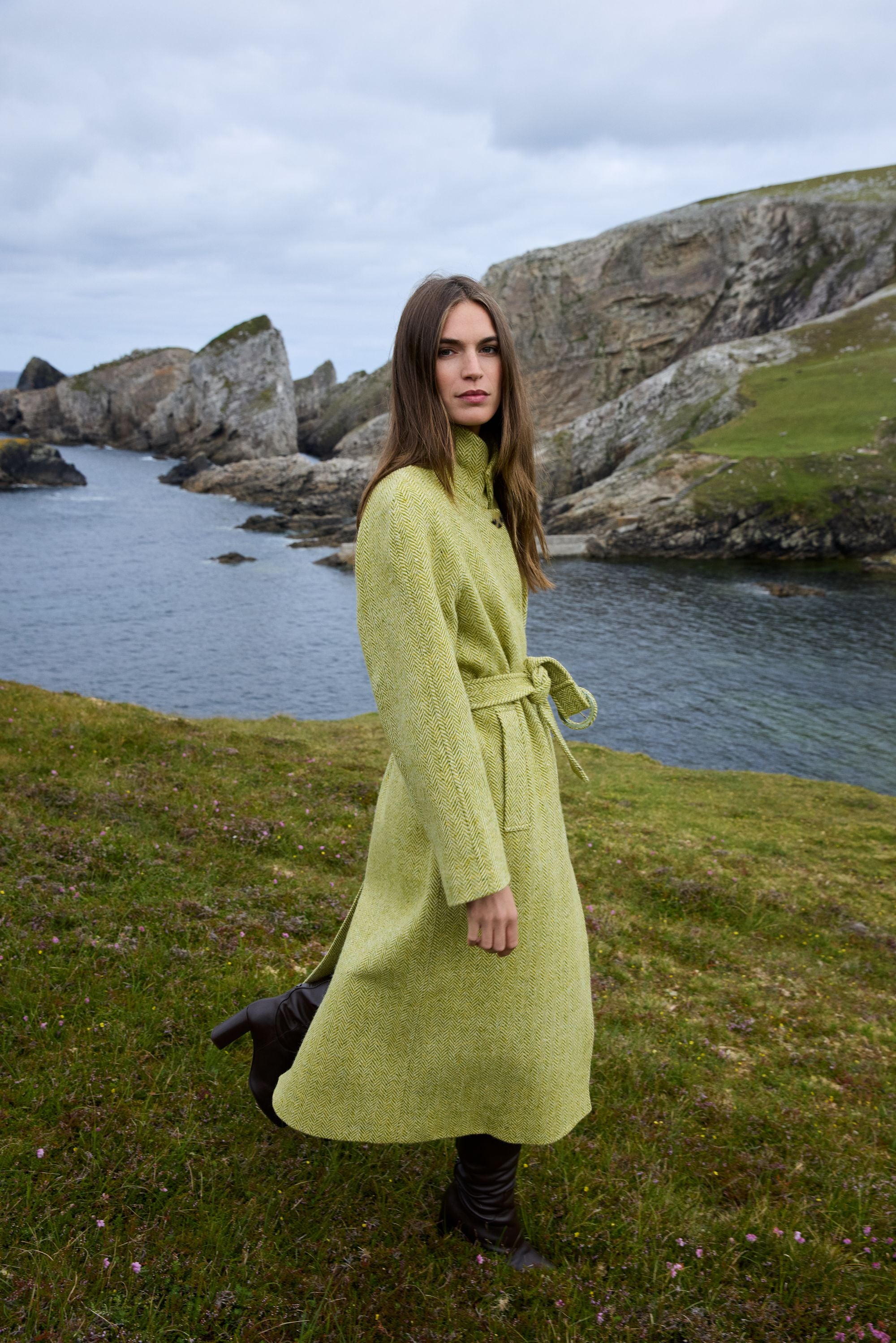 TRIONA GREEN COAT CADHLA 01 226