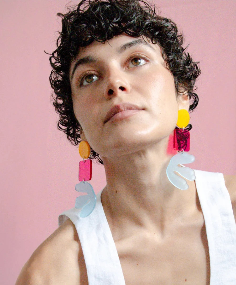 CAPULET & MONTAGUE FLEUR YELLOW ABSTRACT SQUARE EARRINGS 225