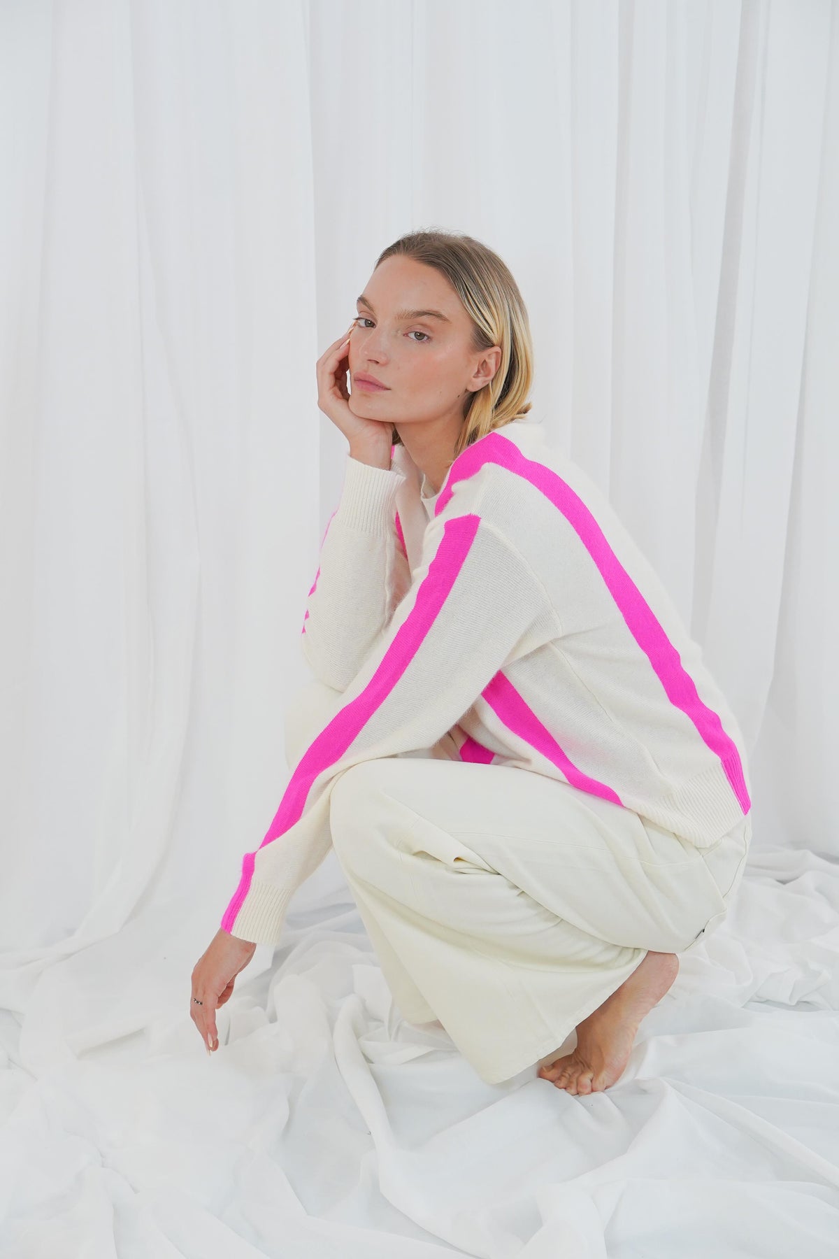TWNS MULTI STRIPED ROUND-NECK JUMPER RENO 226