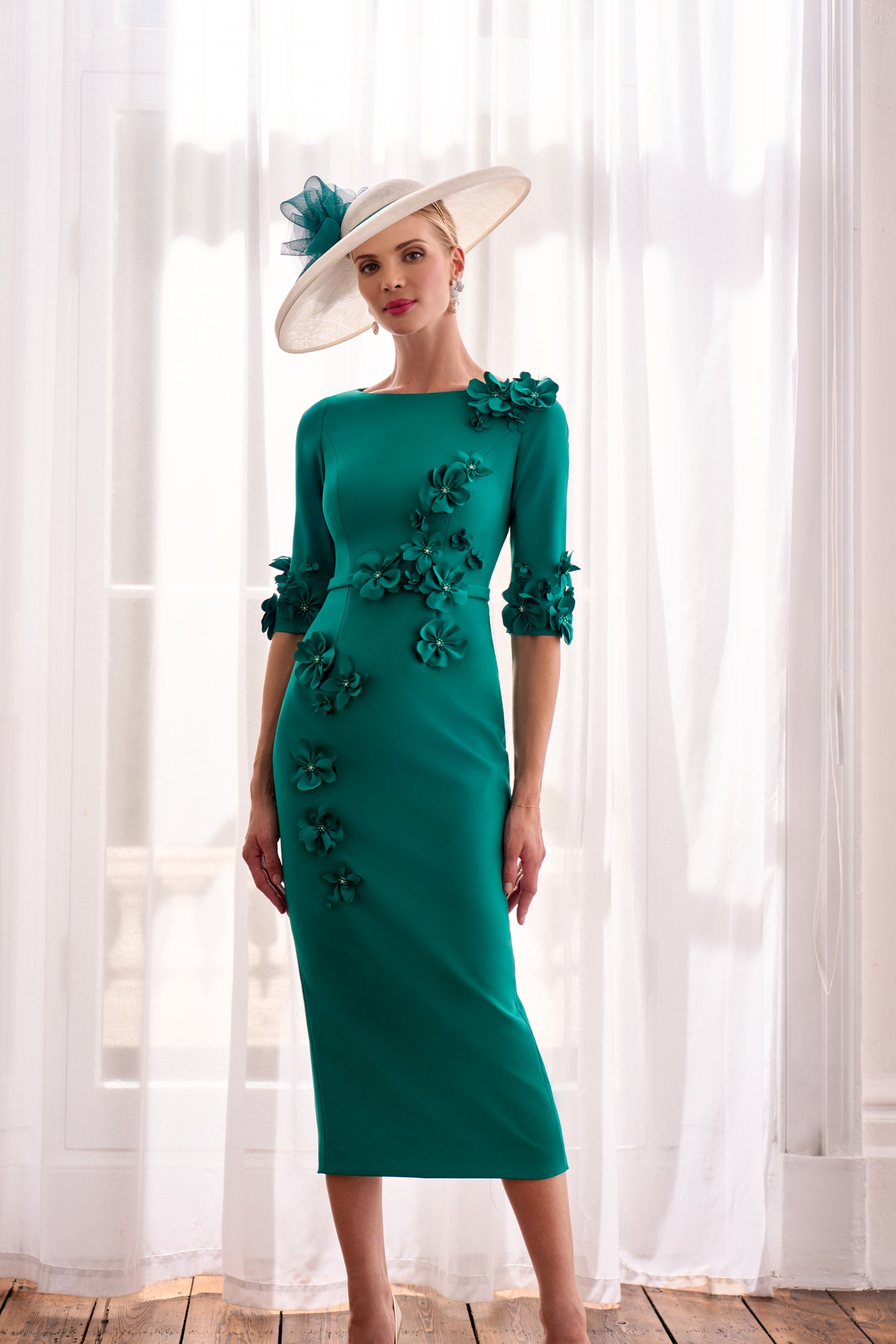 JOHN CHARLES LONG FLOWING GREEN DRESS 29206 125