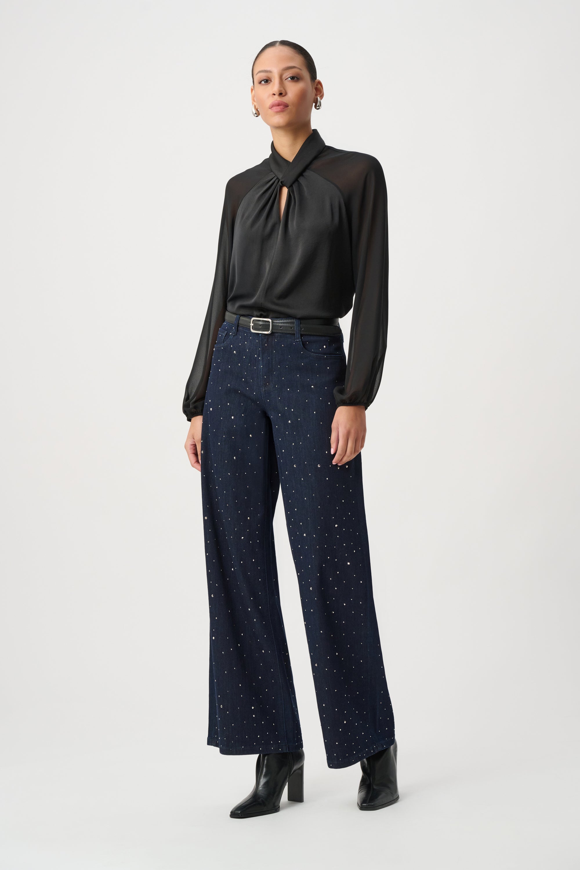 254921W26 3302 joseph ribkoff blue jeans with sparkle going out
