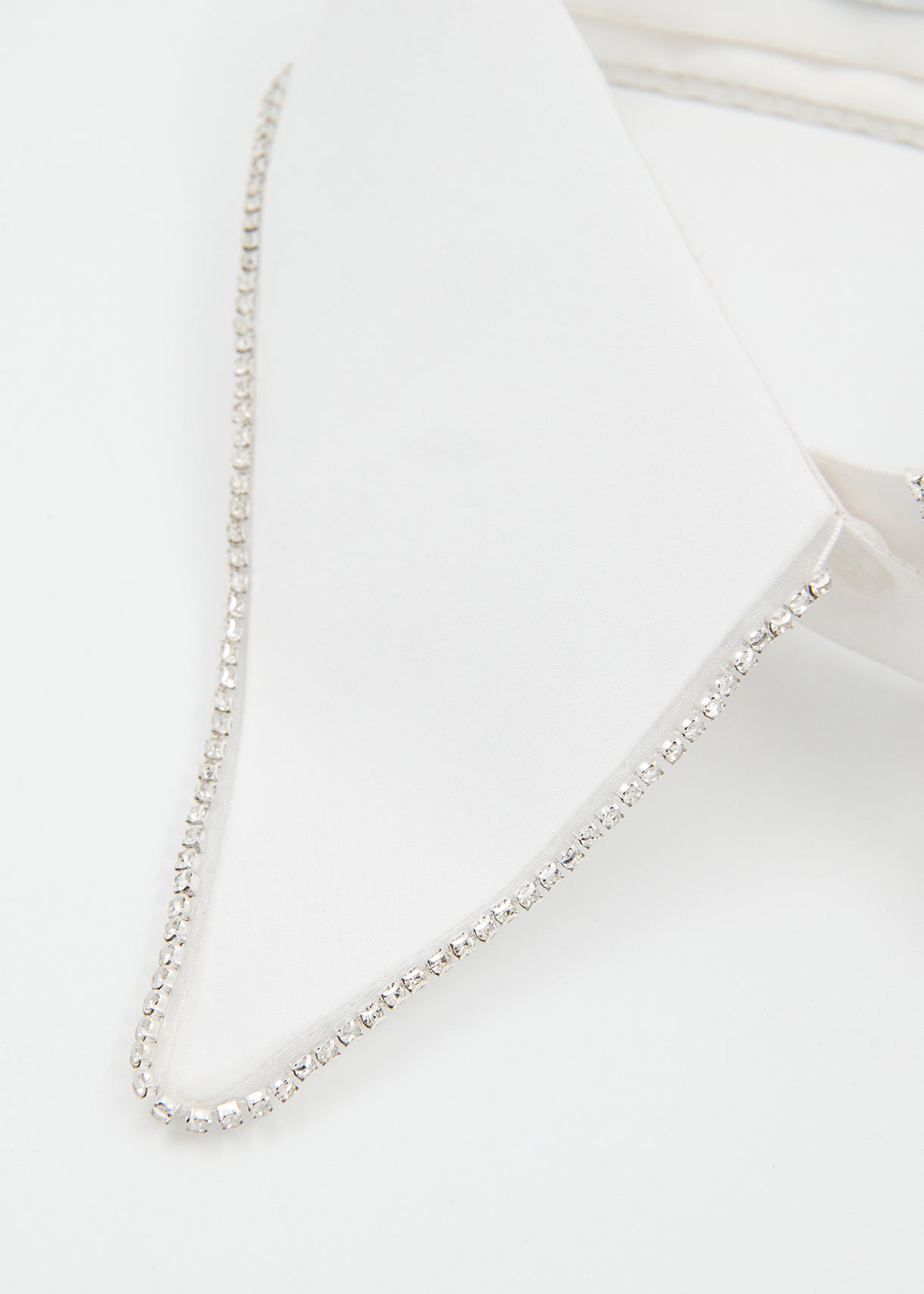 ESSENTIEL ANTWERP JUXTA MOCKNECK COLLAR White 126