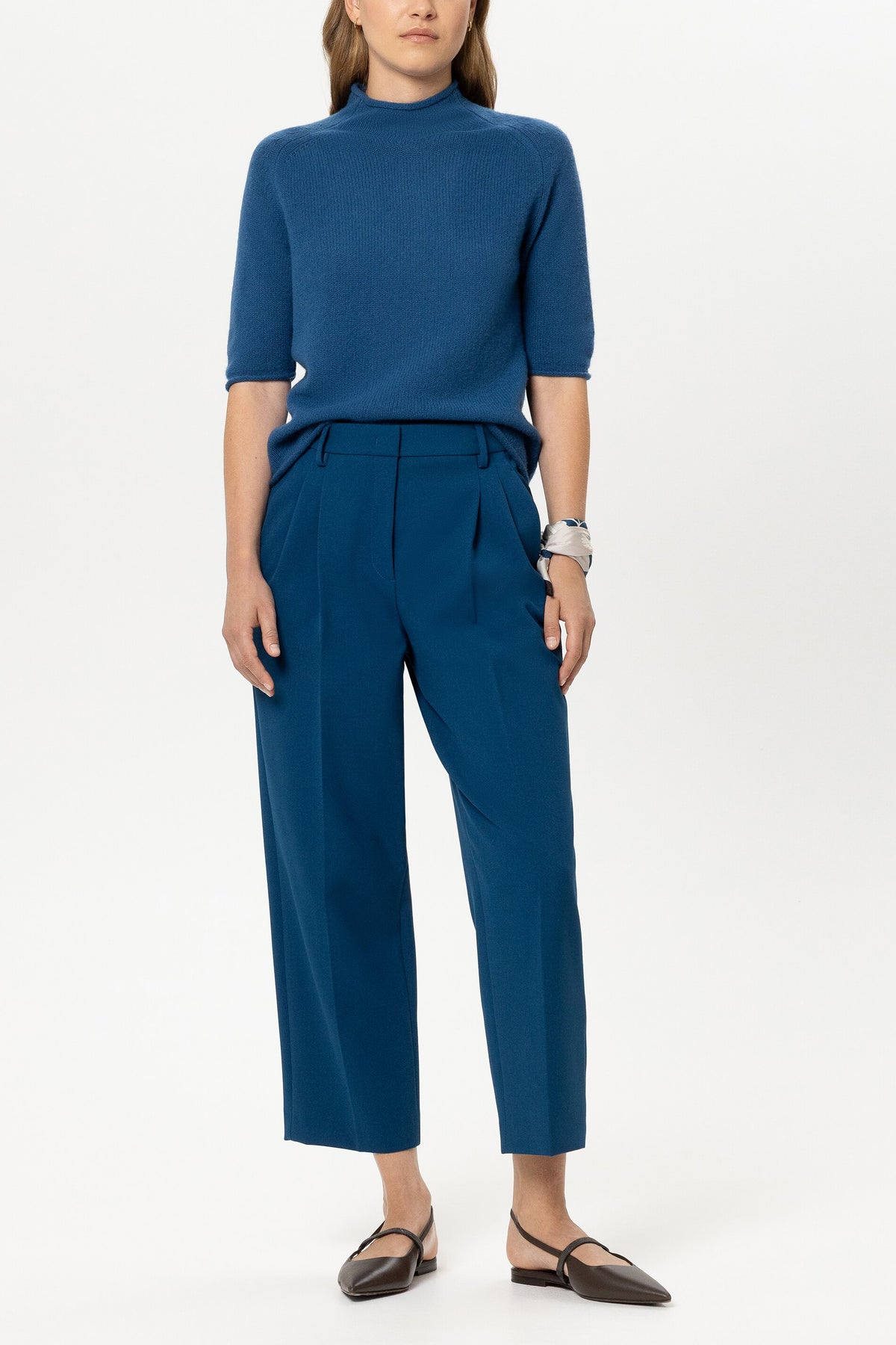 648917 luisa cerano blue barrel leg trousers