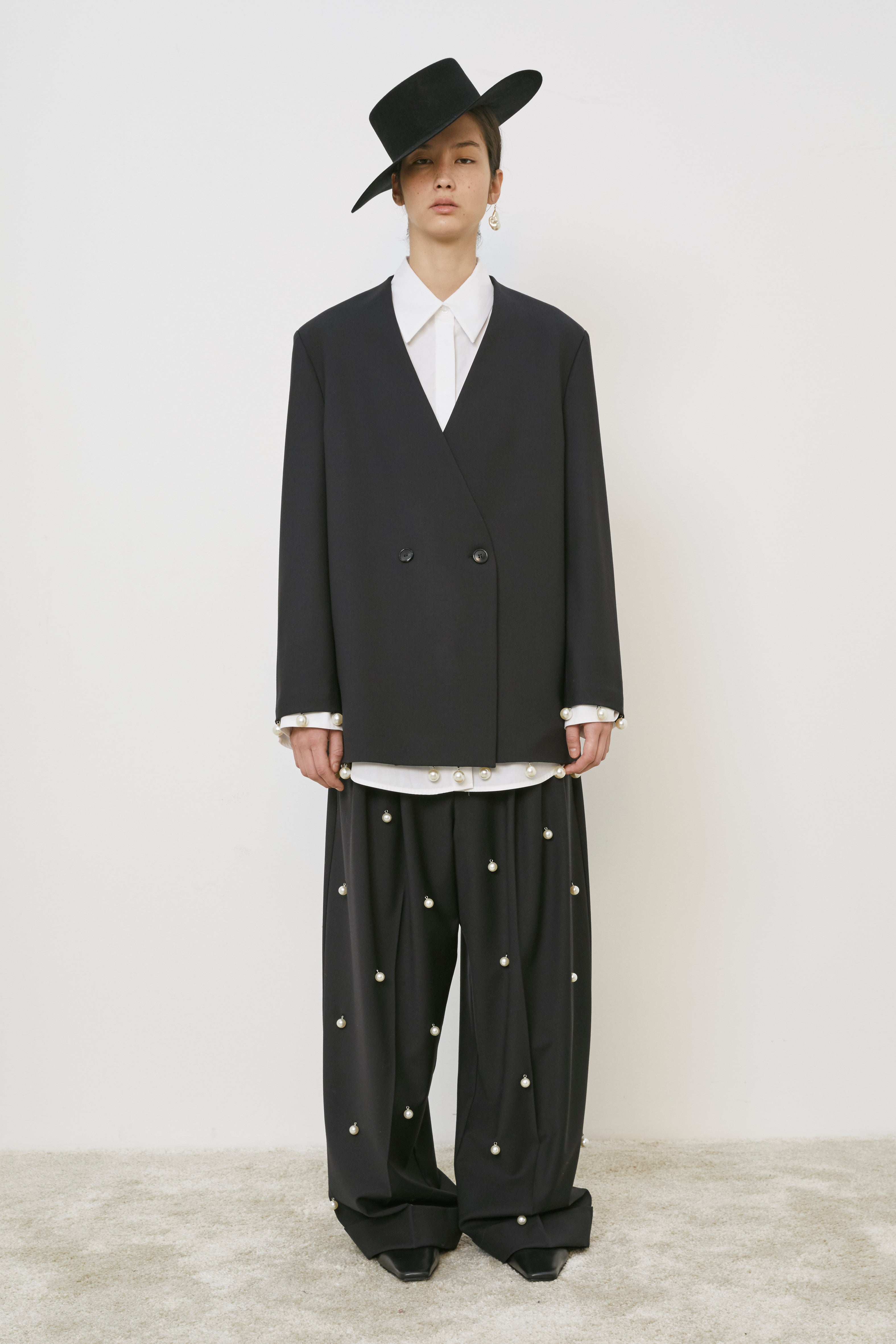 MEIMEIJ BLACK OVERSIZED PEARL JACKET M5IH01 225