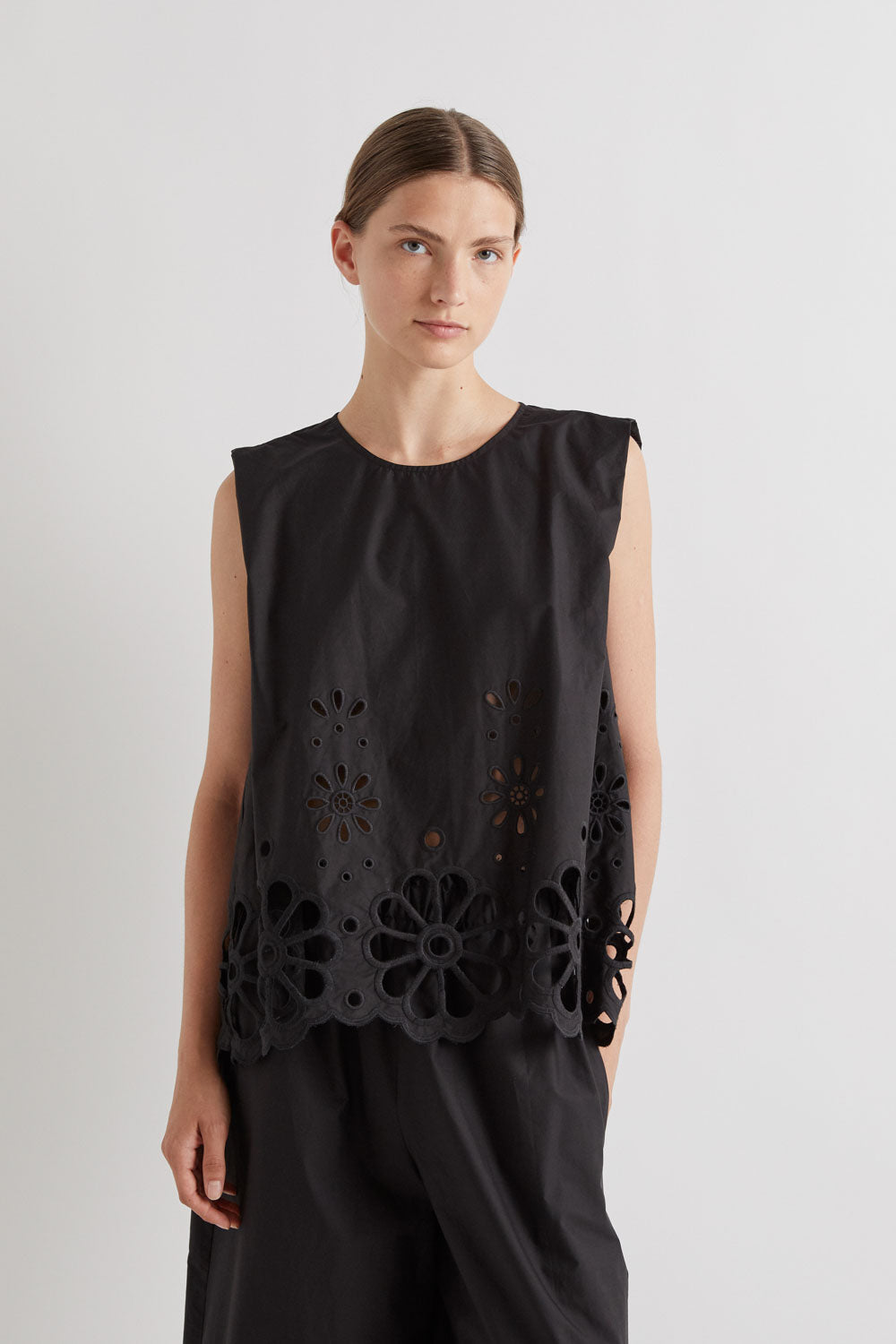 MEIMEIJ BLACK LACE TRIM TOP M6EAA3 126