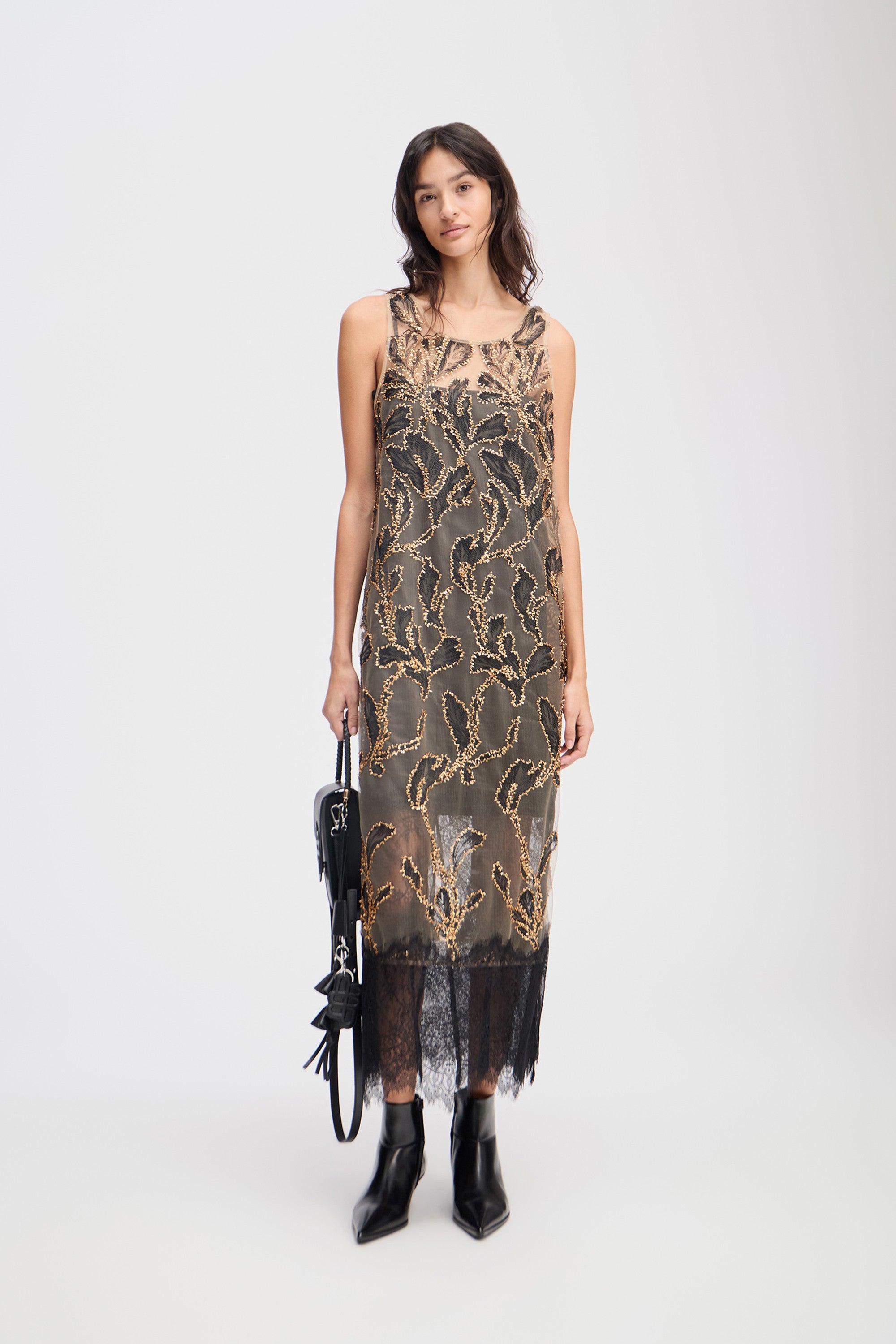 MUNTHE LAZO LACE DRESS MACBEES