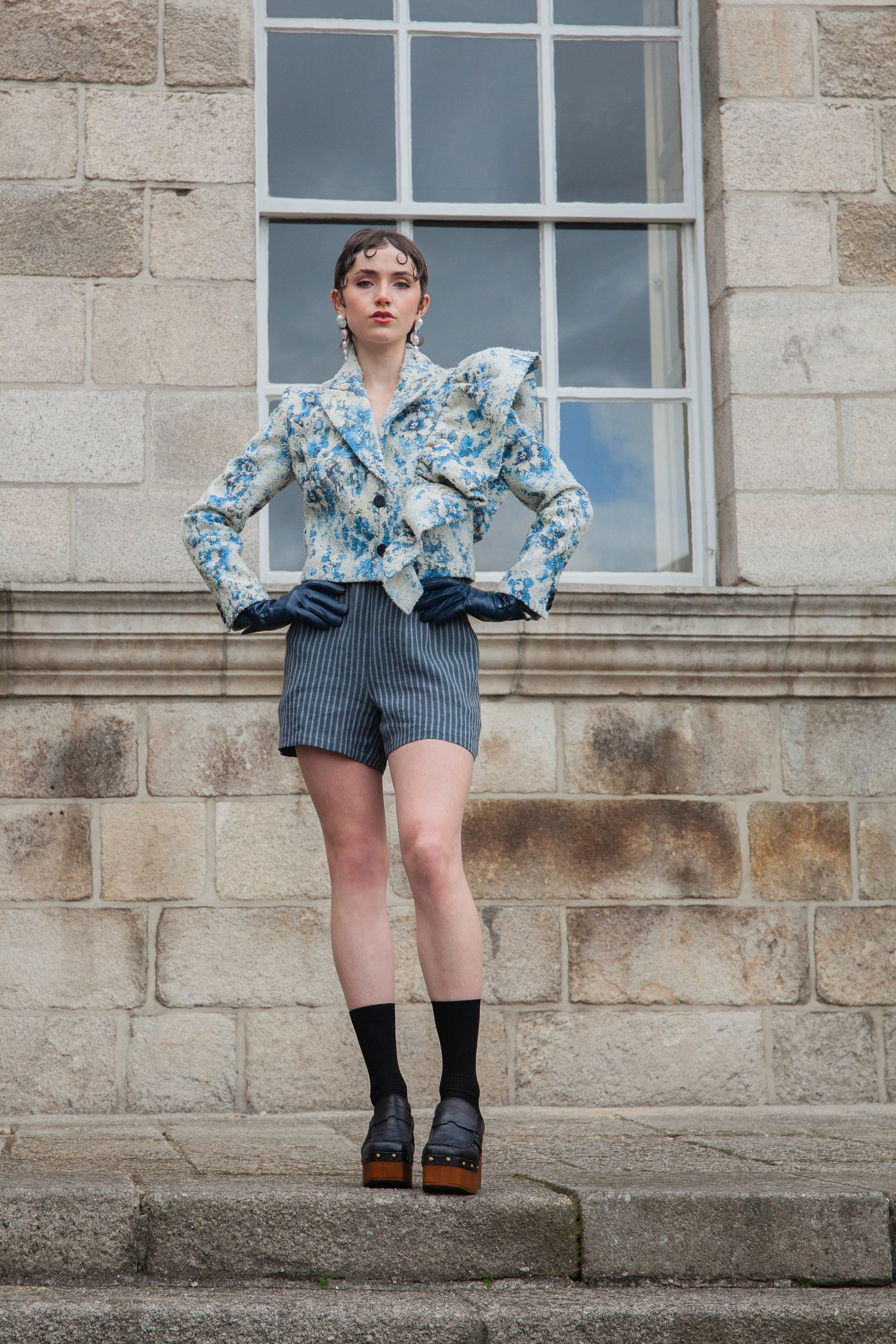 AOIFE LIFESTYLE - CROPPED BLAZER FLORAL STONEWASH & SNOW WHITE -CBF 126