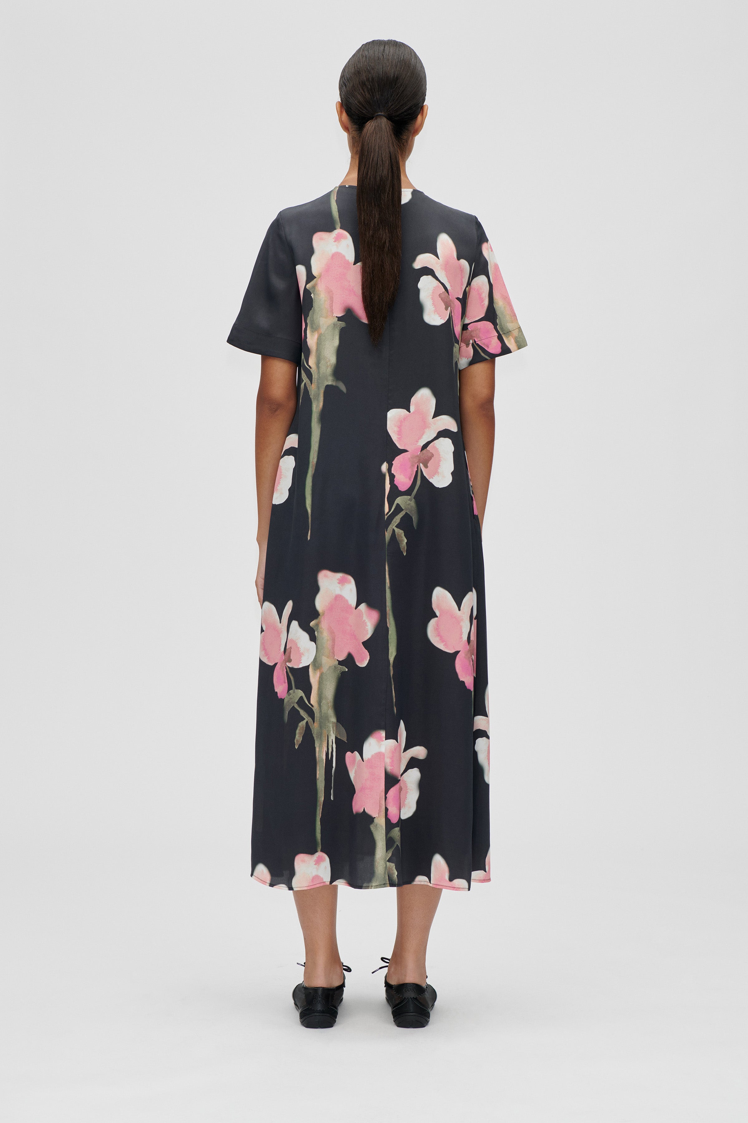 STINE GOYA FLOWY SHORT SLEEVE MIDI DRESS 2263 225