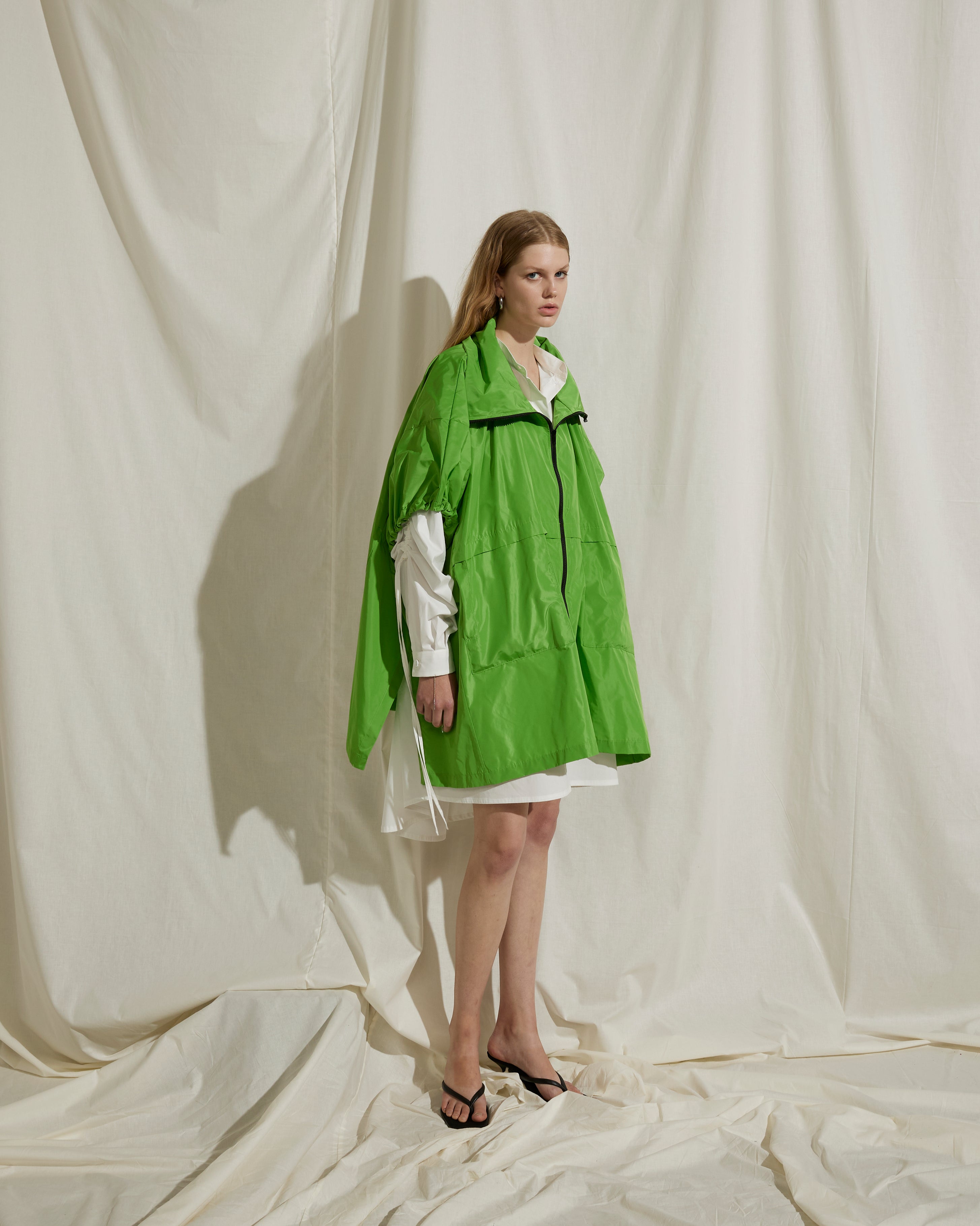 SOHO-T GREEN ZIP UP PONCHO MURIEL126