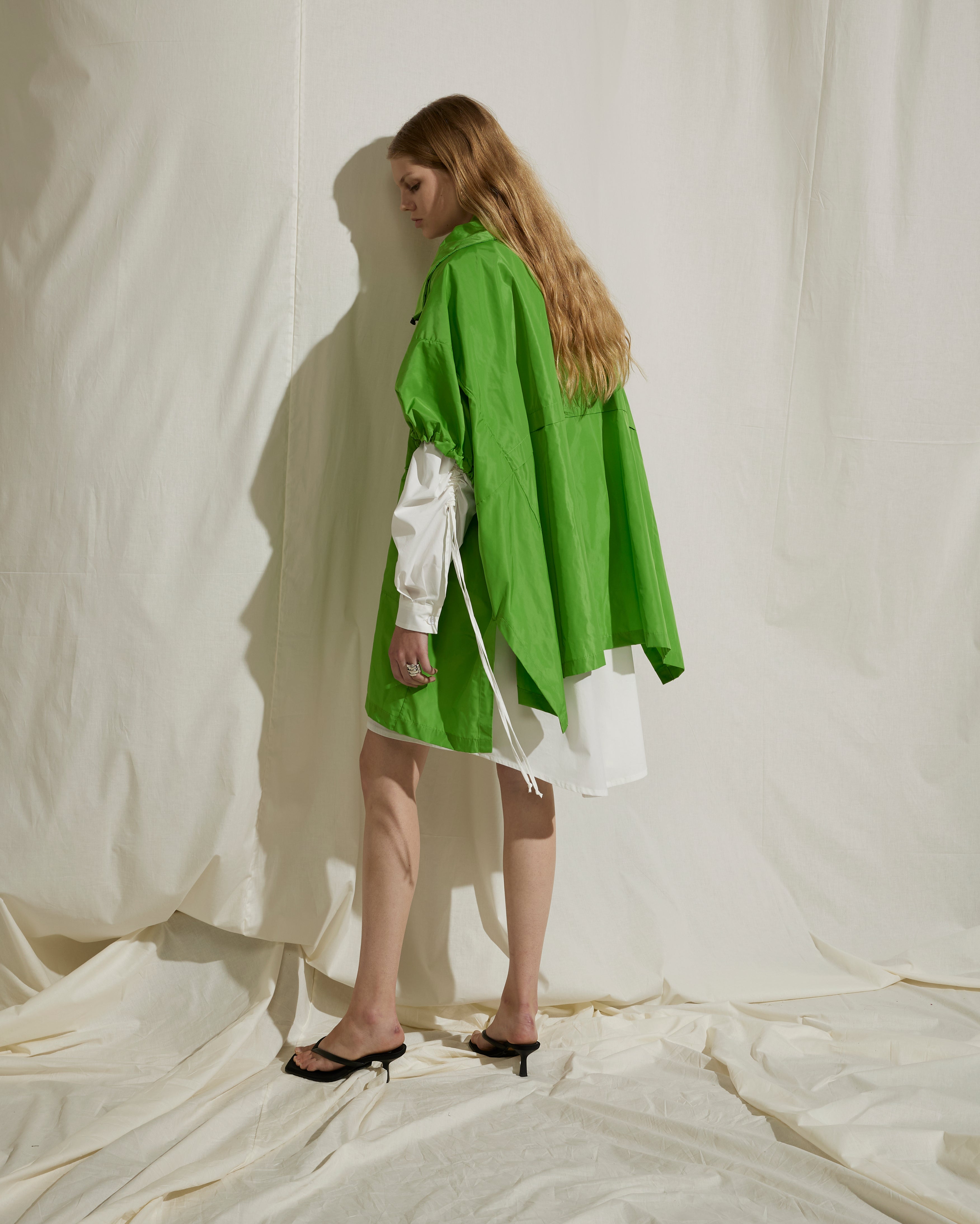 SOHO-T GREEN ZIP UP PONCHO MURIEL126