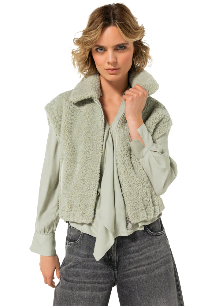 CAROLINE BISS GREEN FAUX FUR BODYWARMER 4436 63 226