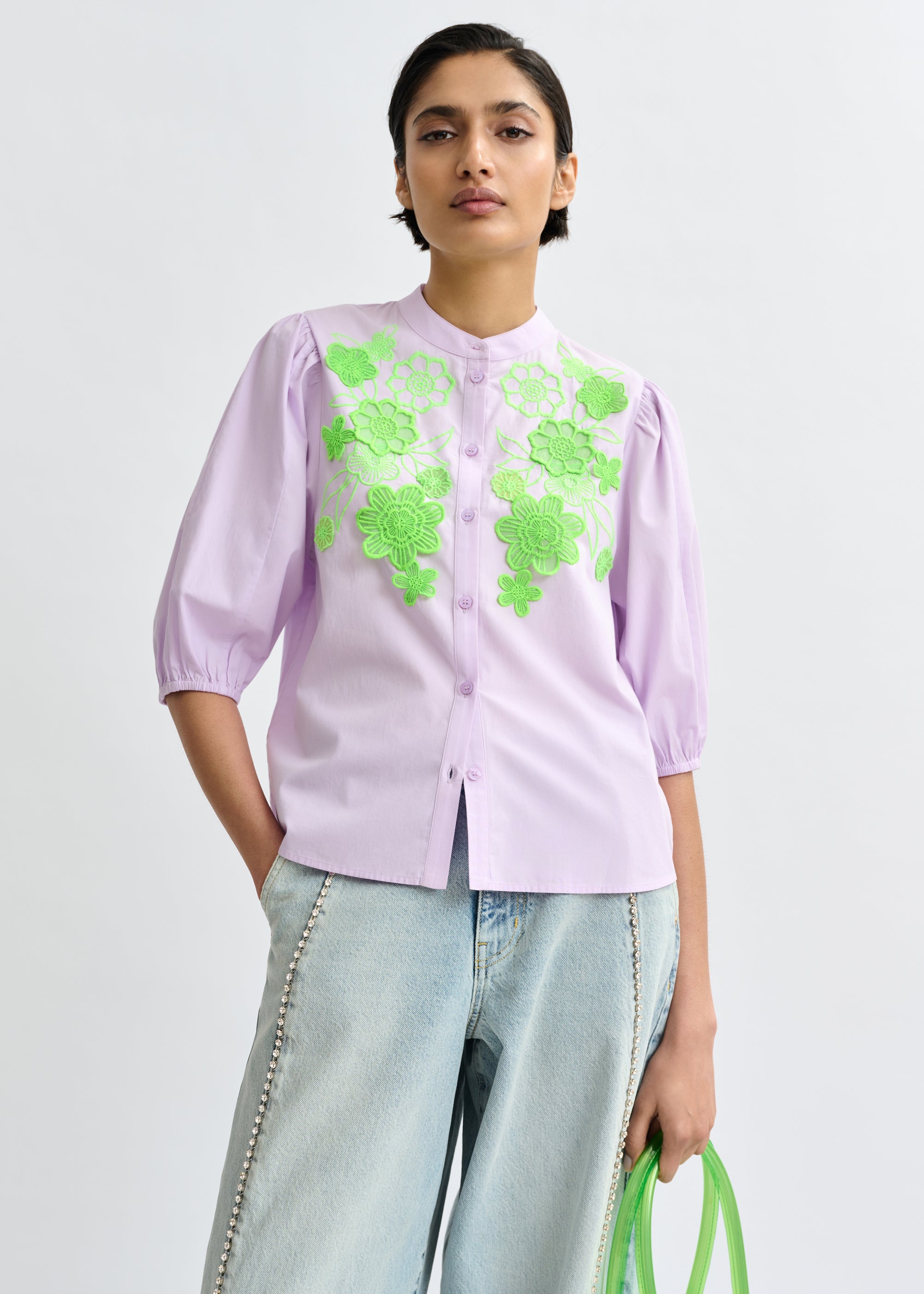 ESSENTIEL ANTWERP JORJA APPLIQUE FLOWER SHIRT GRAPE 126