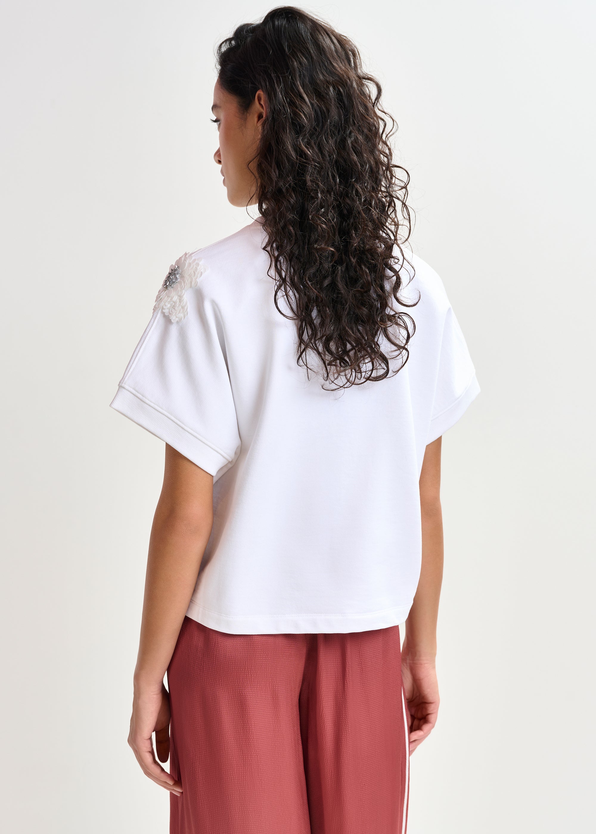 ESSENTIEL ANTWERP HINOUI WHITE JERSEY SWEATSHIRT 125