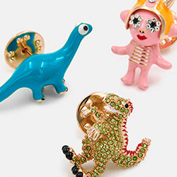 ESSENTIEL ANTWERP IGLOW MULTI BROOCH 225