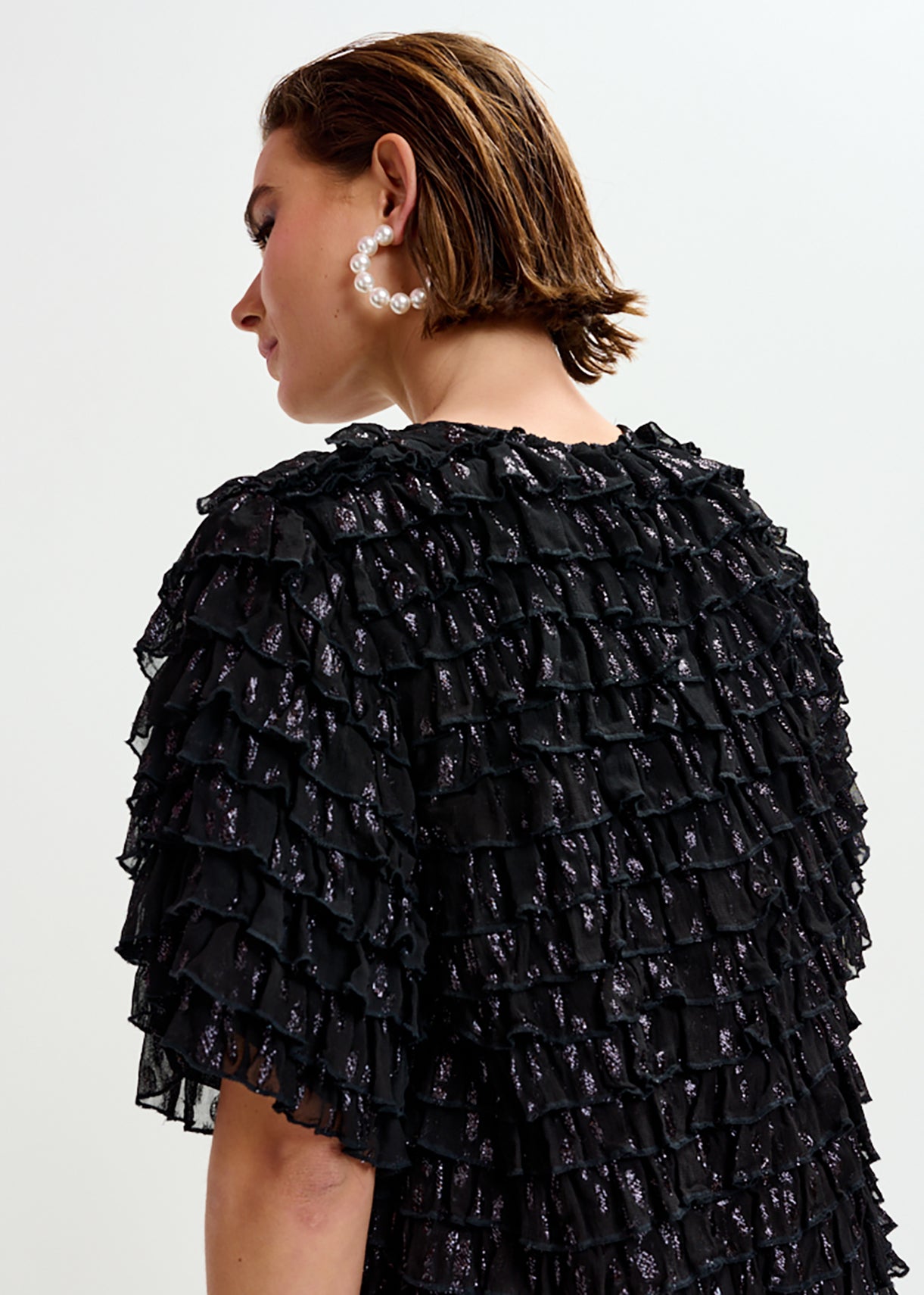 ESSENTIEL ANTWERP INCARVILLEA RUFFLE BLACK TOP 225