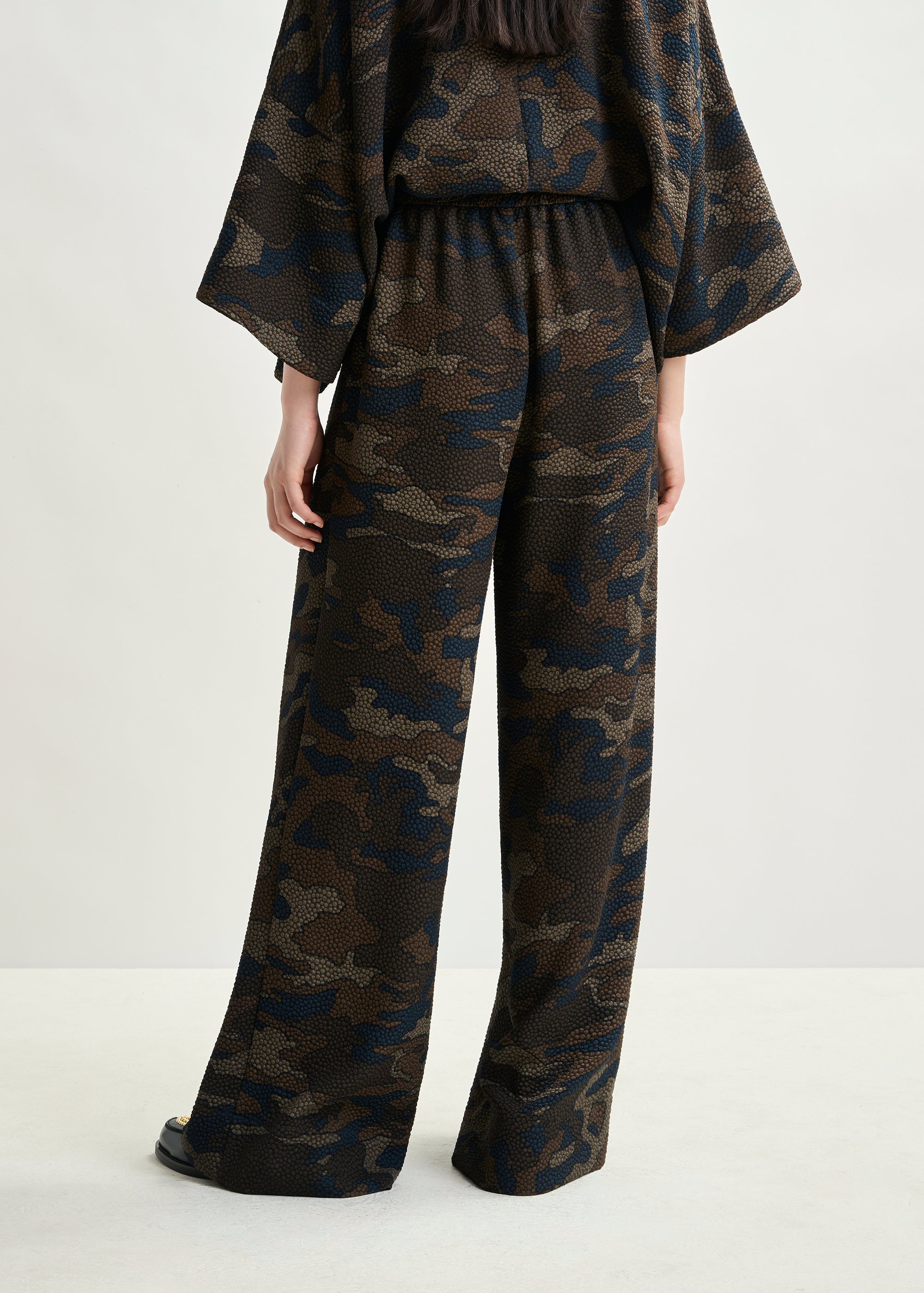 ESSENTIEL ANTWERP ITCHY BLACK PANTS 225