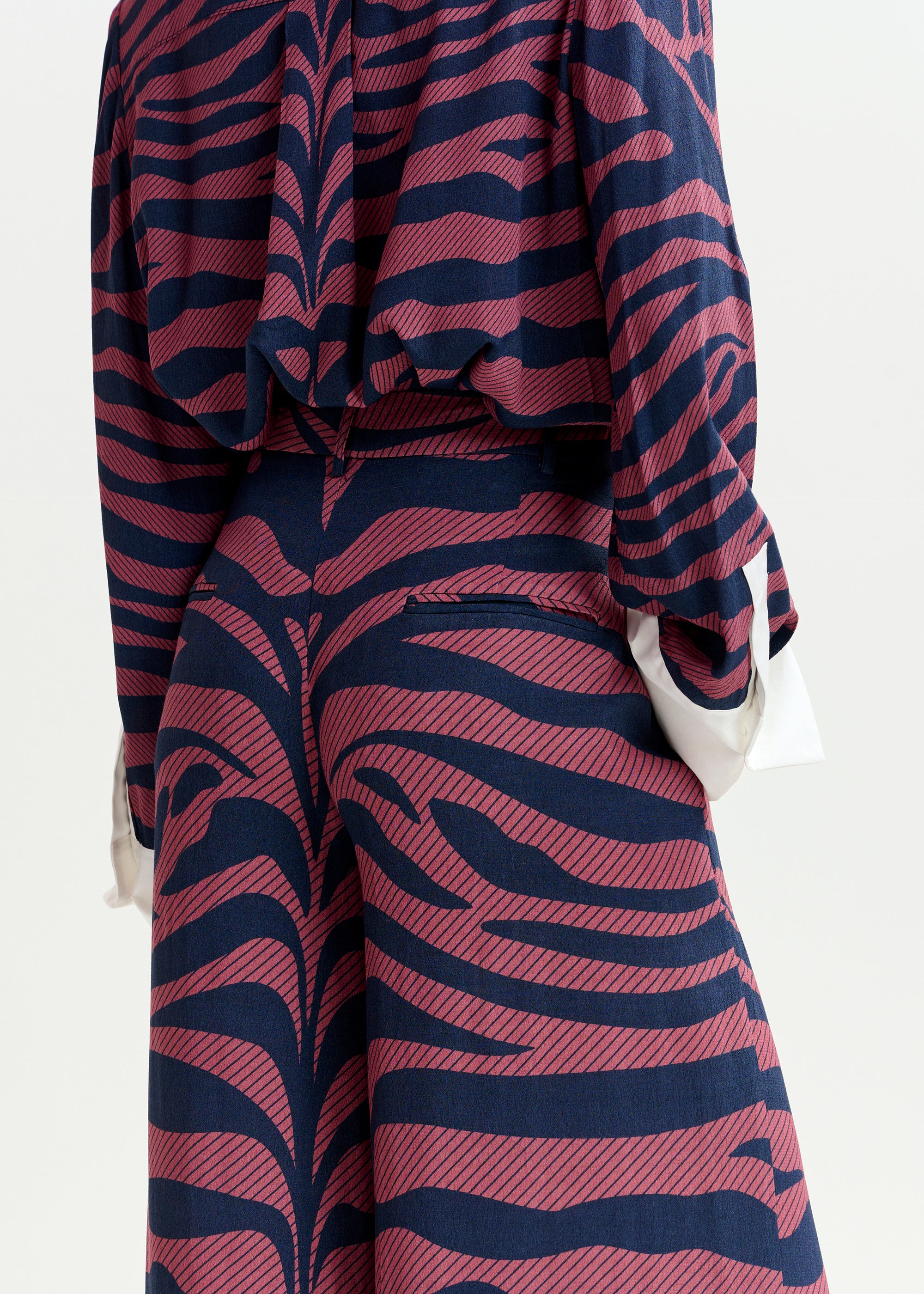 ESSENTIEL ANTWERP IWIDE ZEBRA PRINT PANTS 225