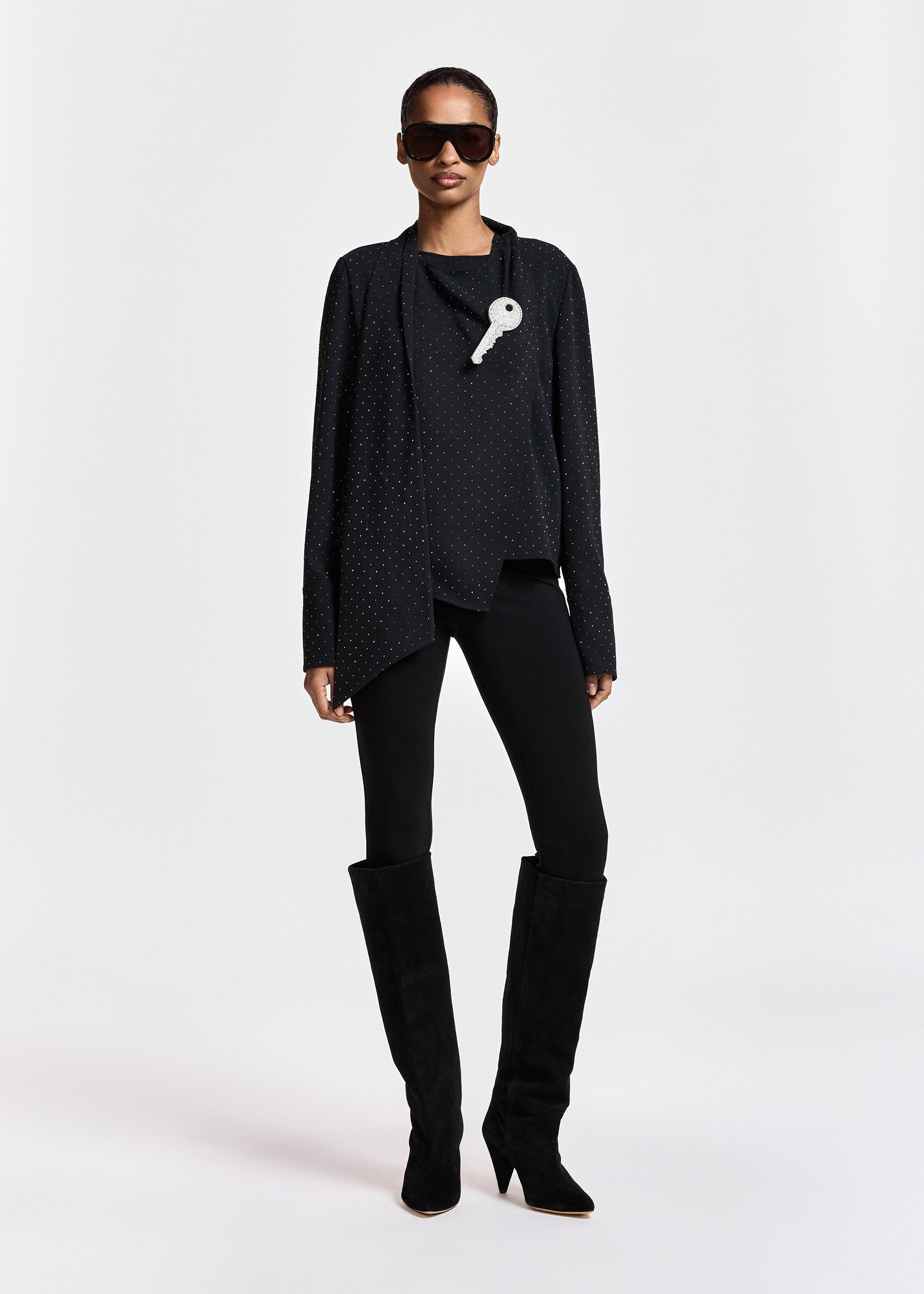 ESSENTIEL ANTWERP BLACK KALANCHOE TOP W/ SCARF 226