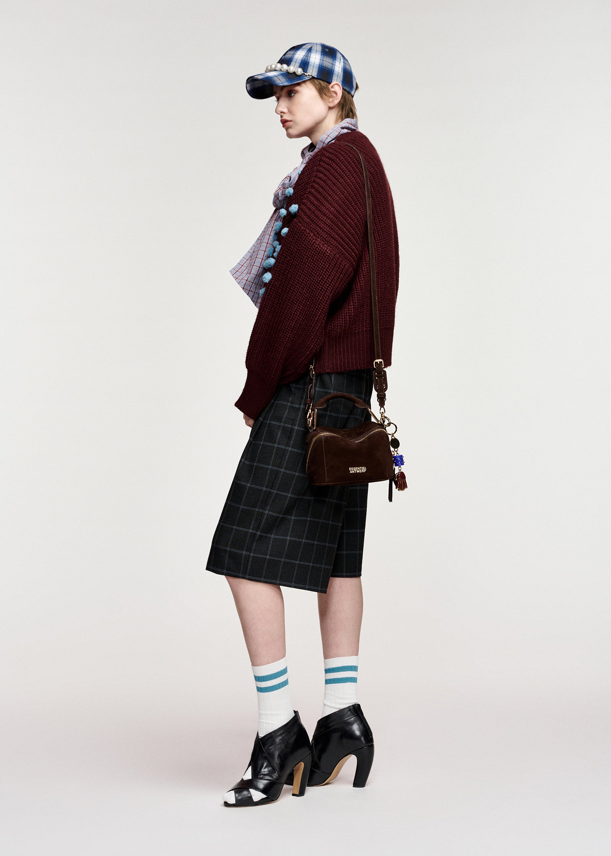 ESSENTIEL ANTWERP WINE KOSTAR EMBROIDERED PULLOVER 226