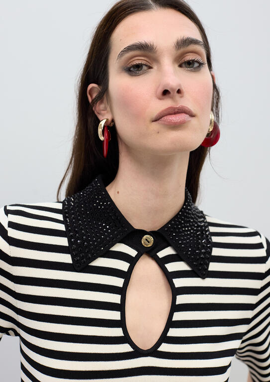 LOLA CASADEMUNT CREAM-BLACK STRIPED POLO COLLAR T-SHIRT LS2615114 126