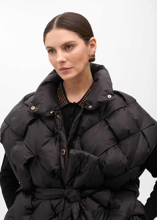 LOLA CASADEMUNT BLACK QUILTED GILET 2501006 225