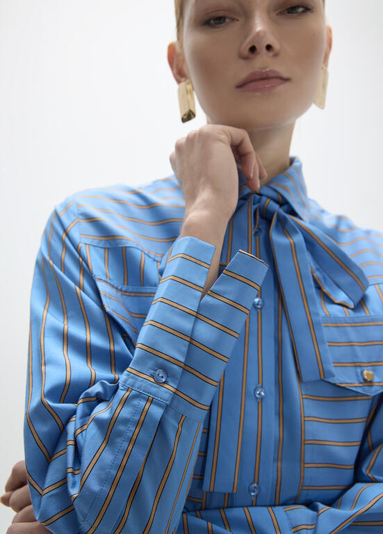 LOLA CASADEMUNT MAITE BLUE STRIPE BLOUSE MF2615014 226