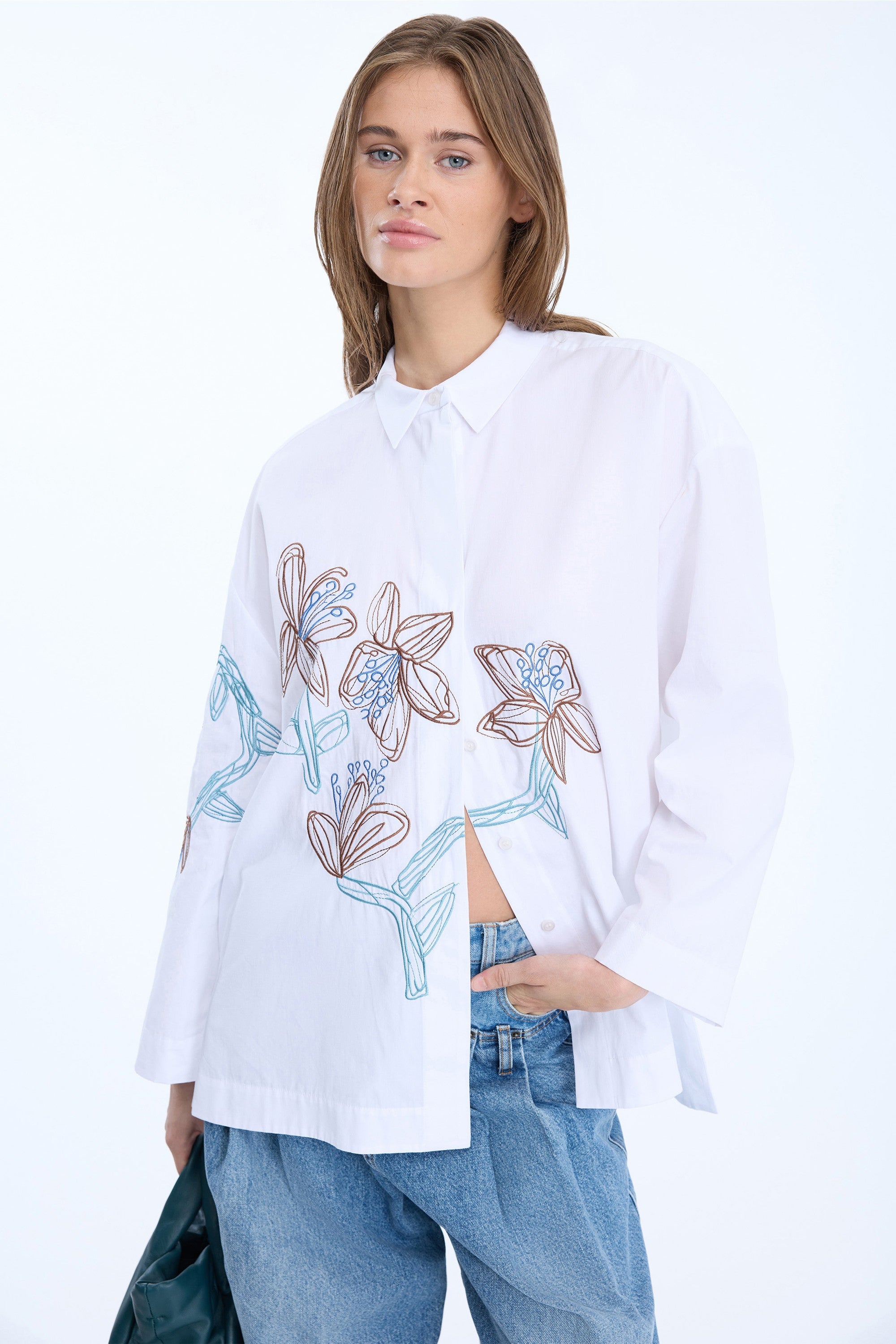 munthe white shirt stocked at macbees ireland
