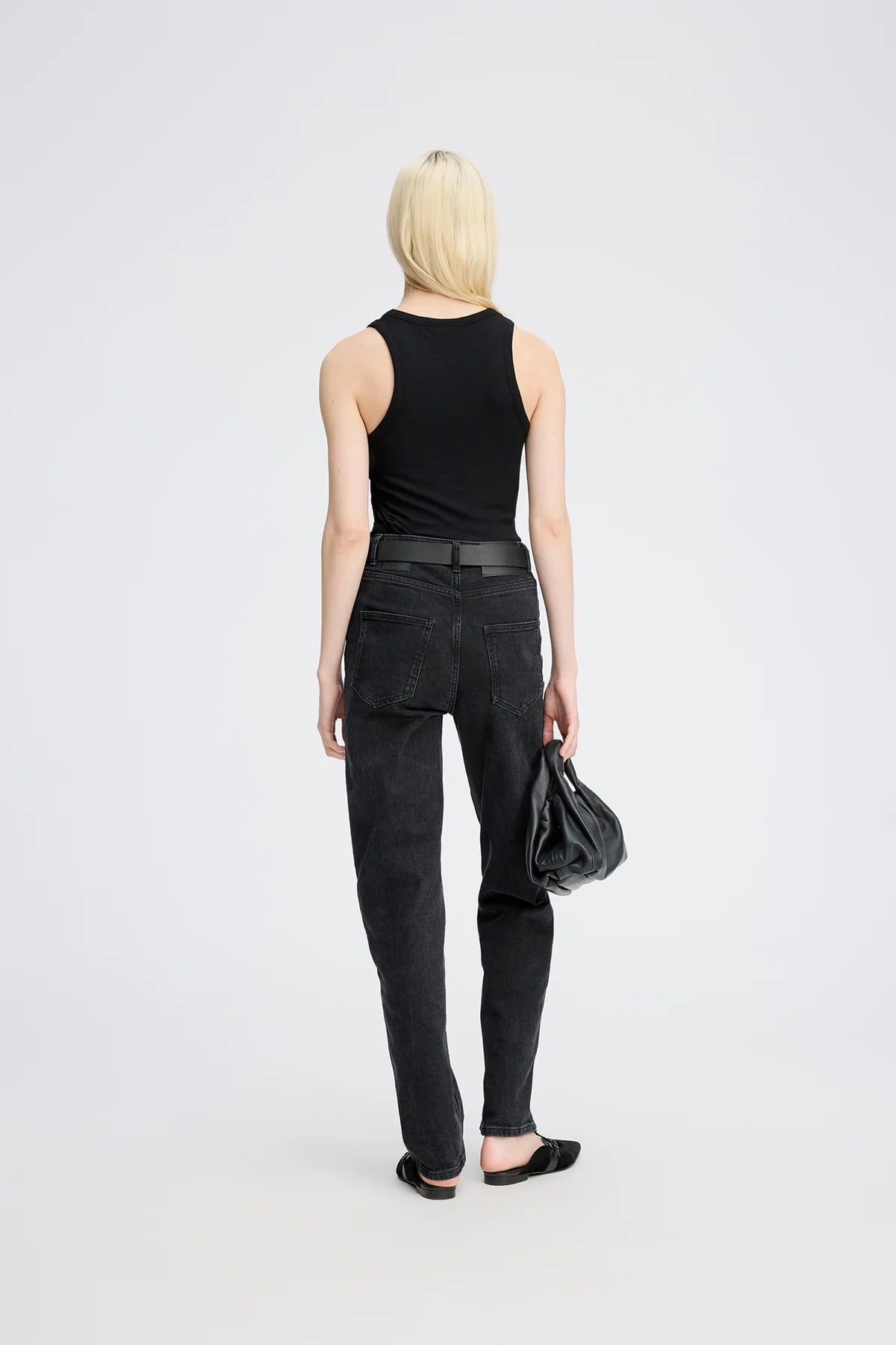 MUNTHE PEACH BLACK TOP 126